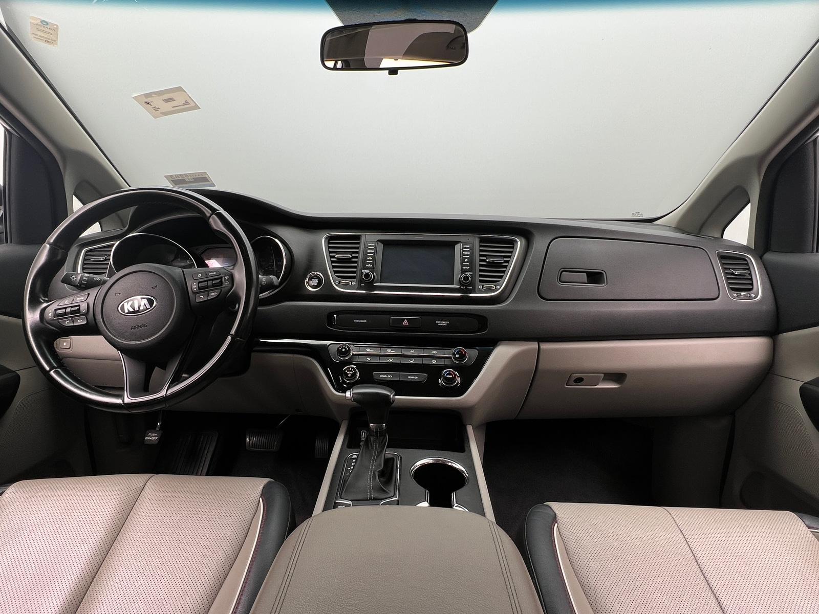 Thumbnail: 2019 Kia Sedona - 2