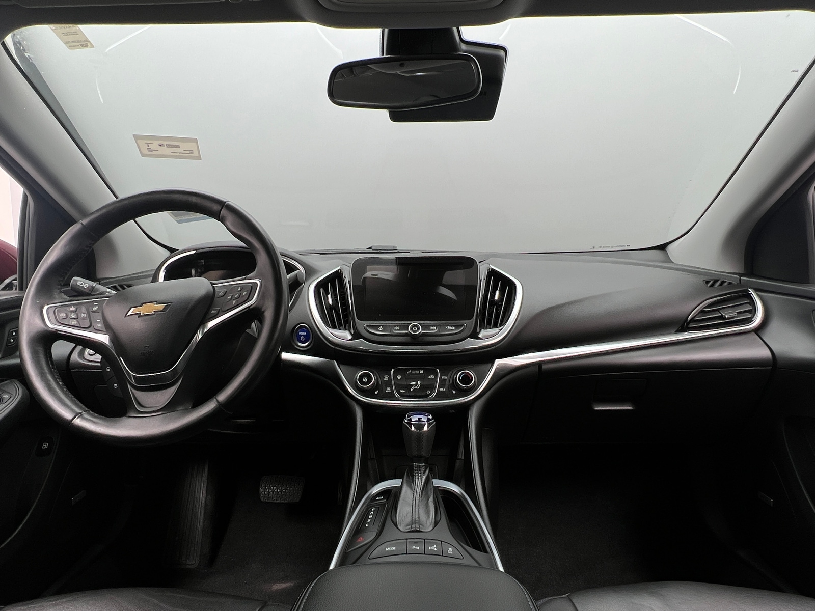 Thumbnail: 2017 Chevrolet Volt - 2