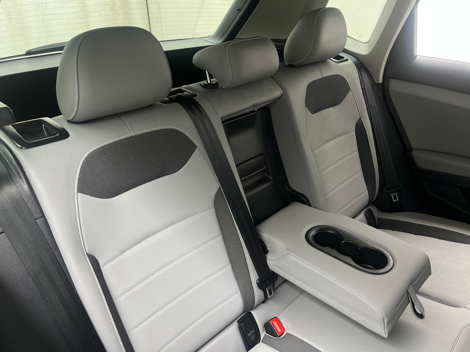 Thumbnail: 2022 Volkswagen Taos - 6