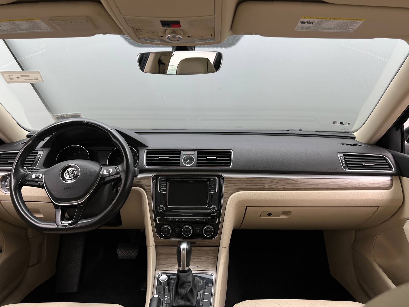 Thumbnail: 2017 Volkswagen Passat - 2