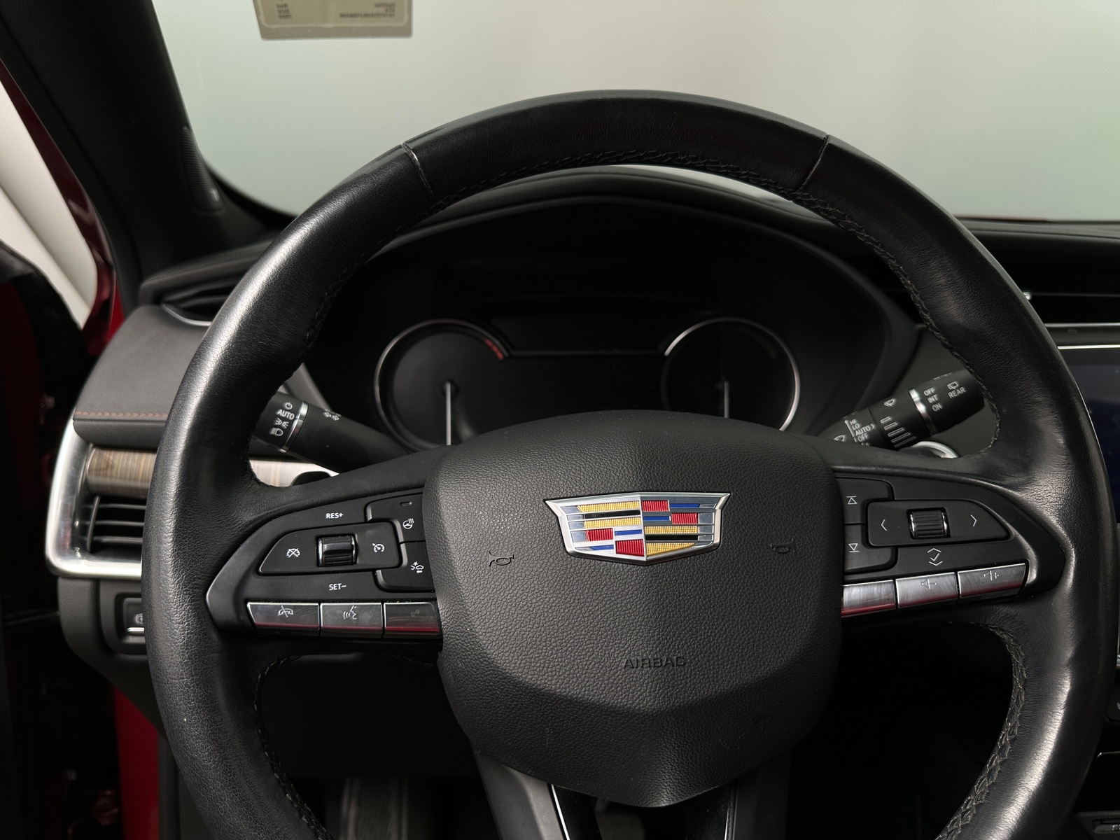 Thumbnail: 2020 Cadillac XT4 - 4