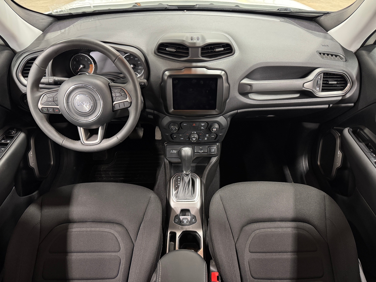 Thumbnail: 2022 Jeep Renegade - 3