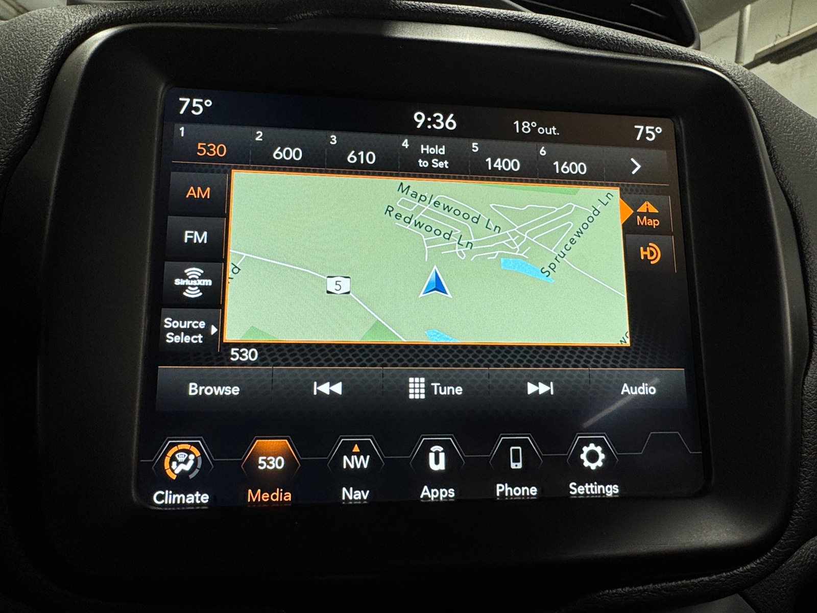 Thumbnail: 2022 Jeep Renegade - 4