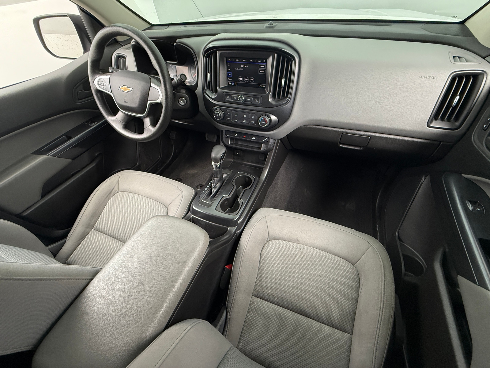 Thumbnail: 2022 Chevrolet Colorado - 3