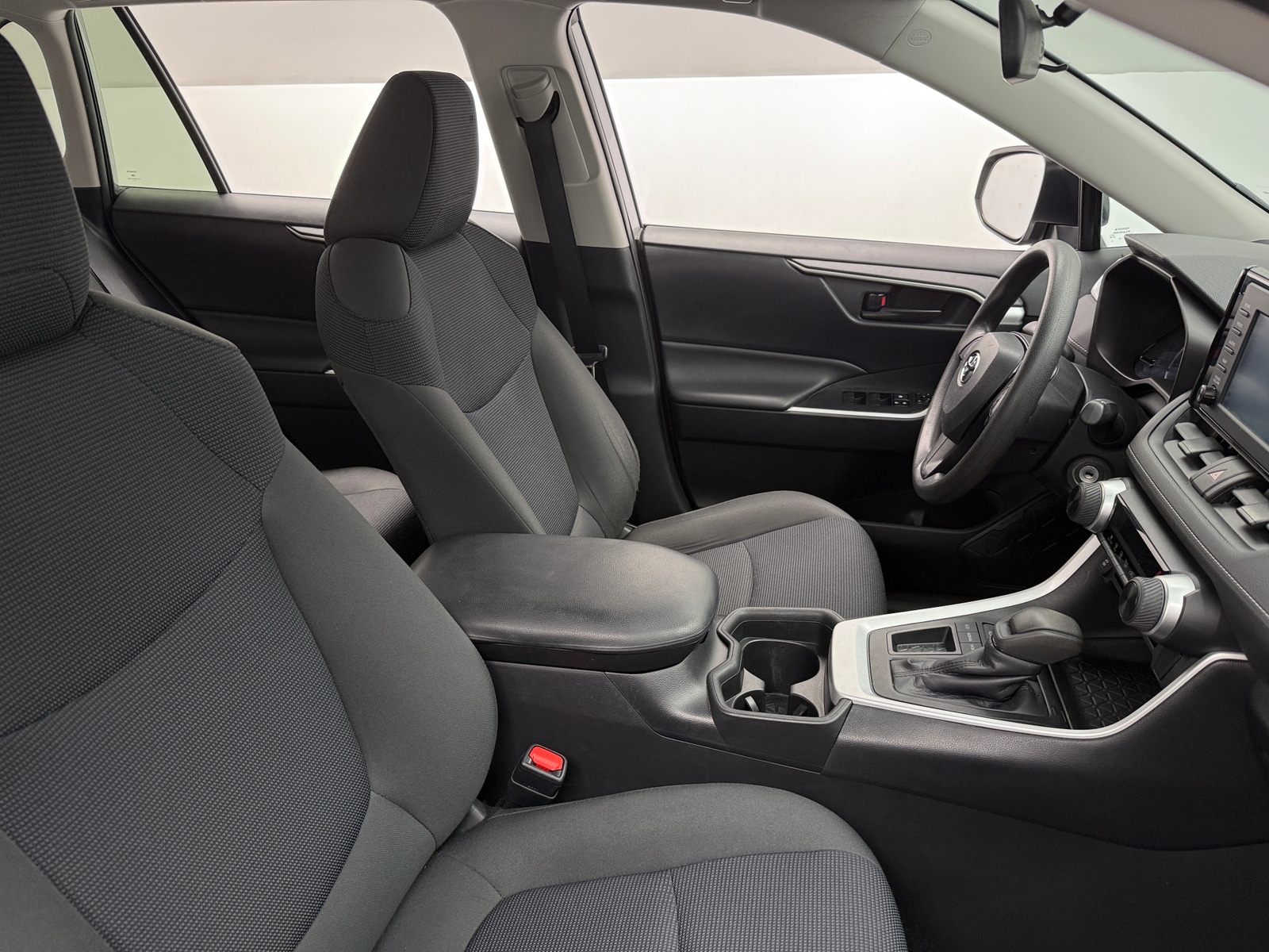 Thumbnail: 2019 Toyota RAV4 - 2