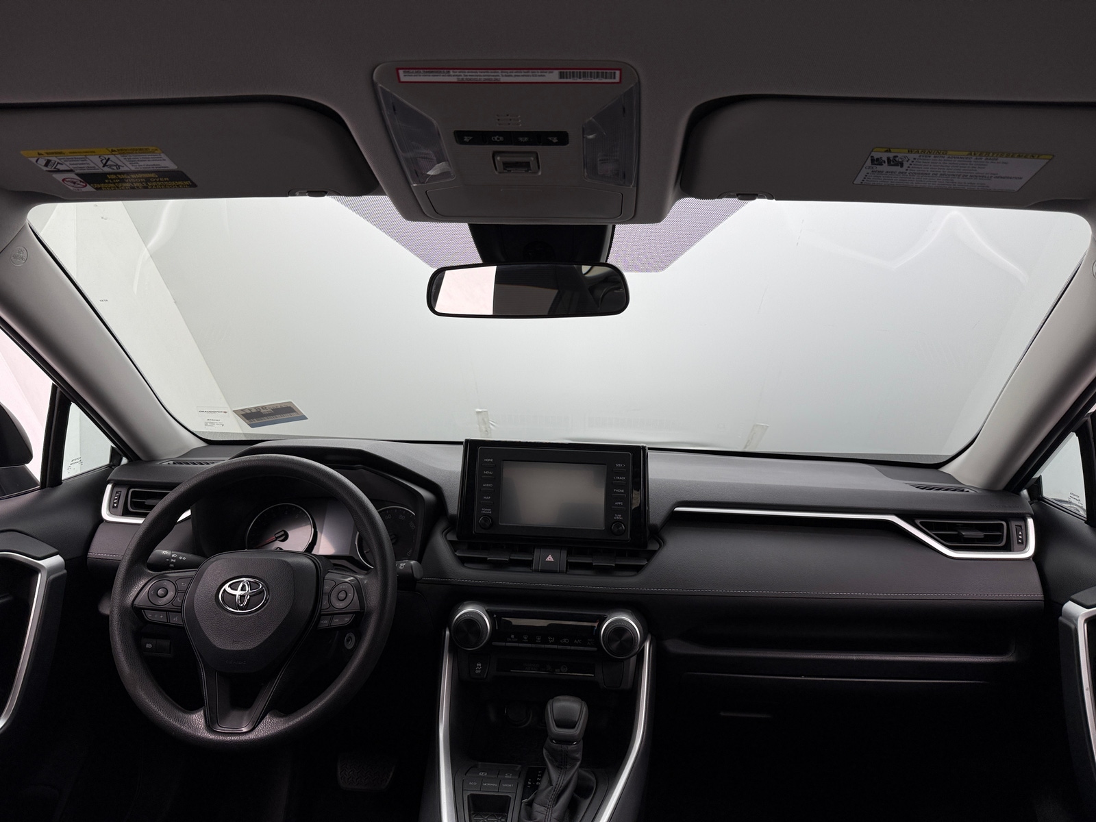 Thumbnail: 2019 Toyota RAV4 - 3