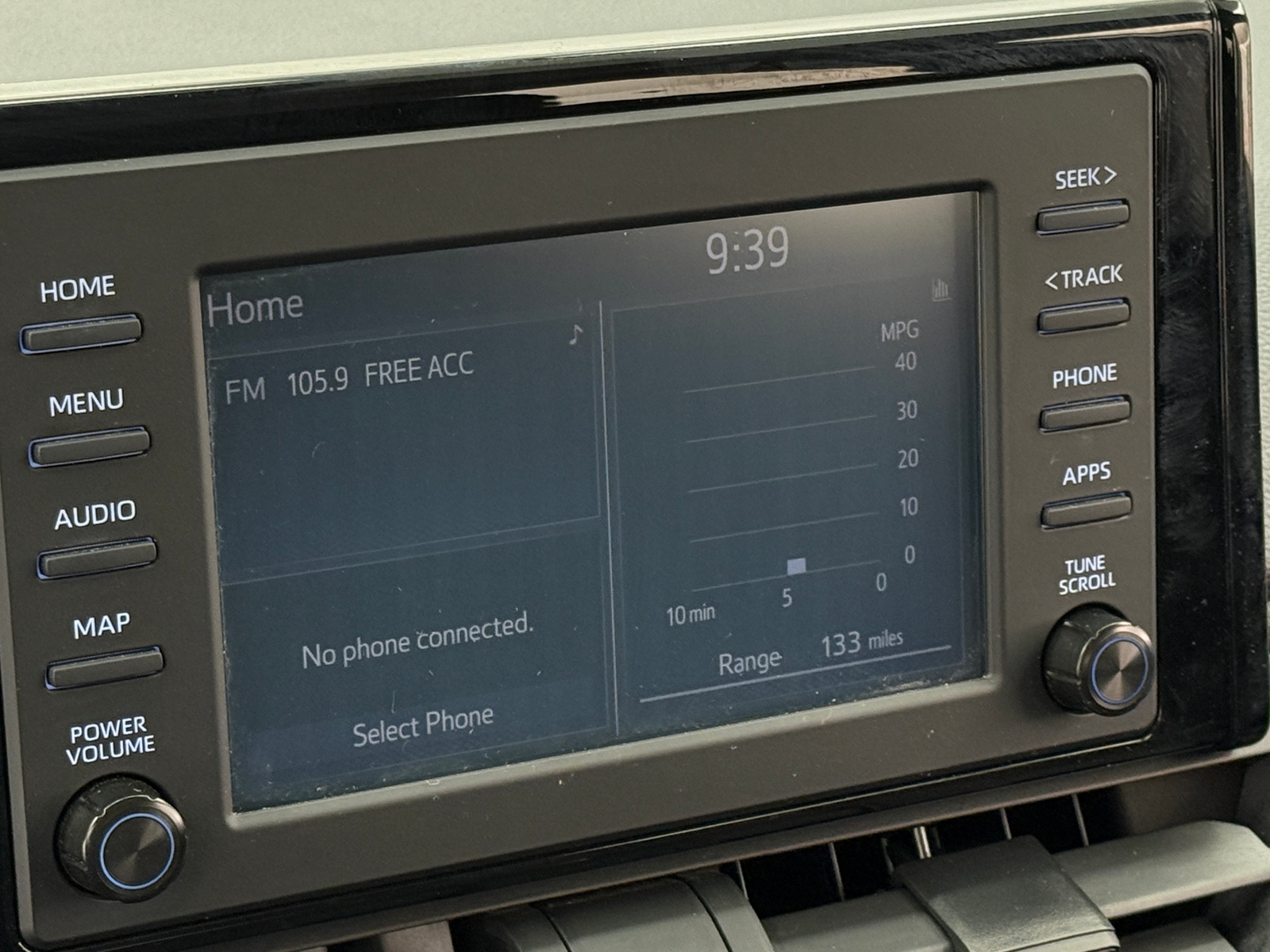 Thumbnail: 2019 Toyota RAV4 - 4