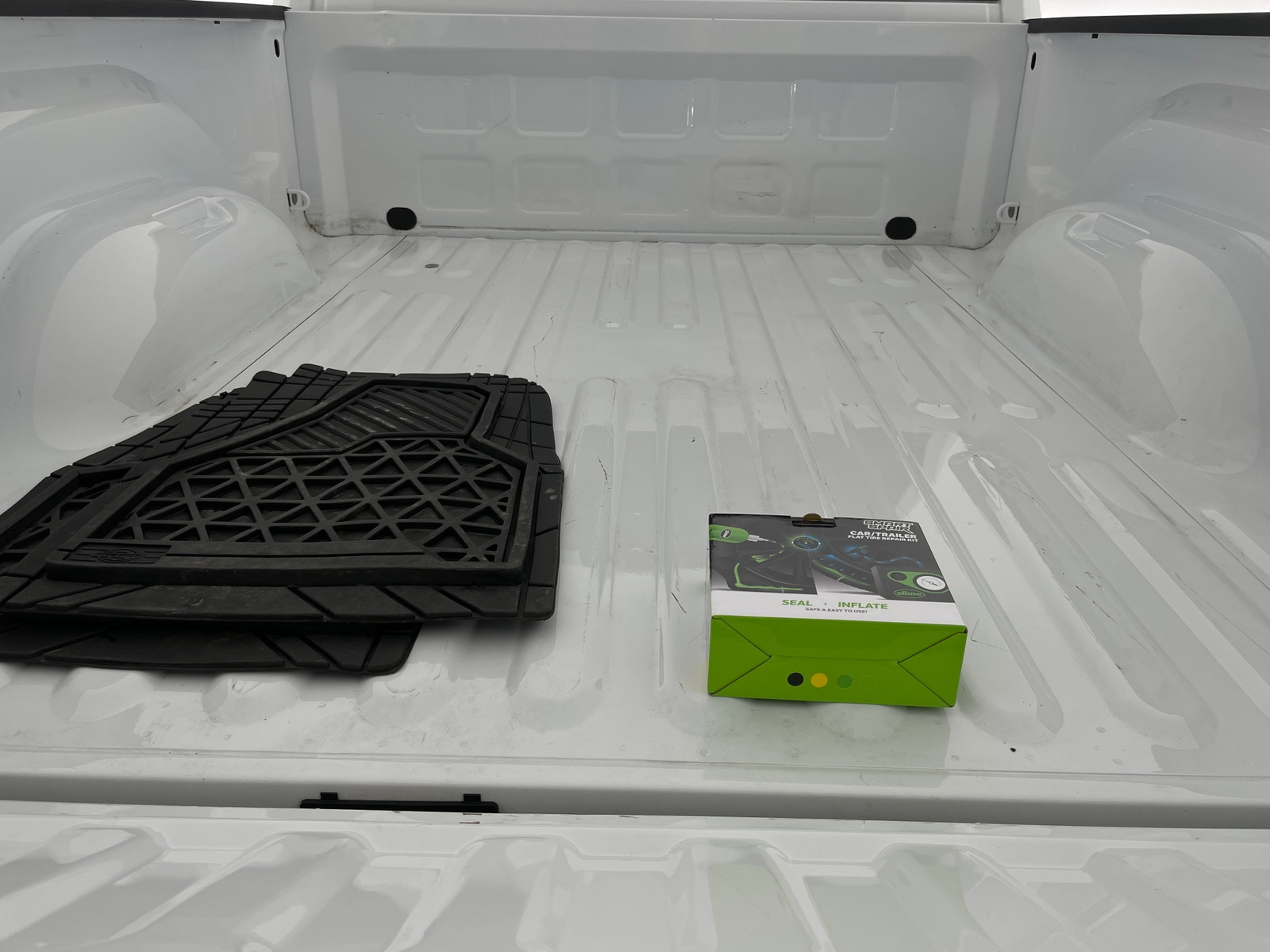 Thumbnail: 2023 RAM 1500 Classic - 6