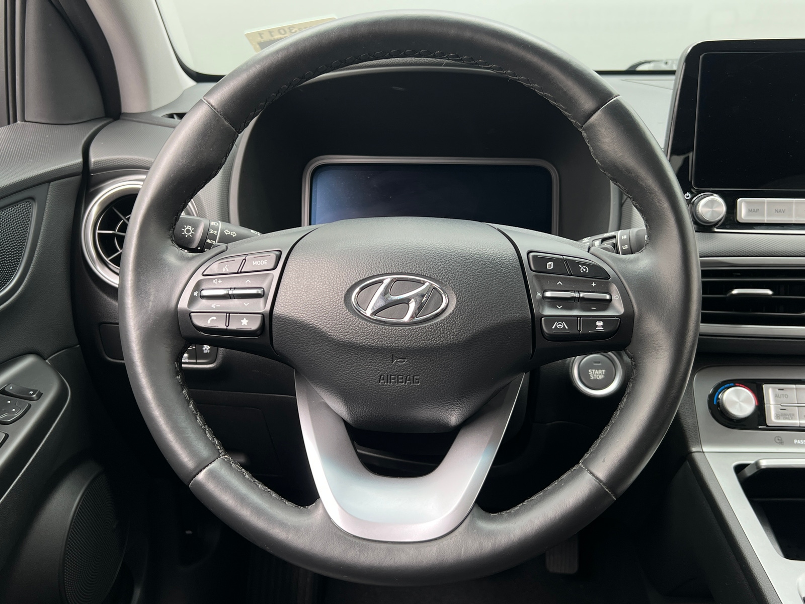 Thumbnail: 2023 Hyundai Kona - 4