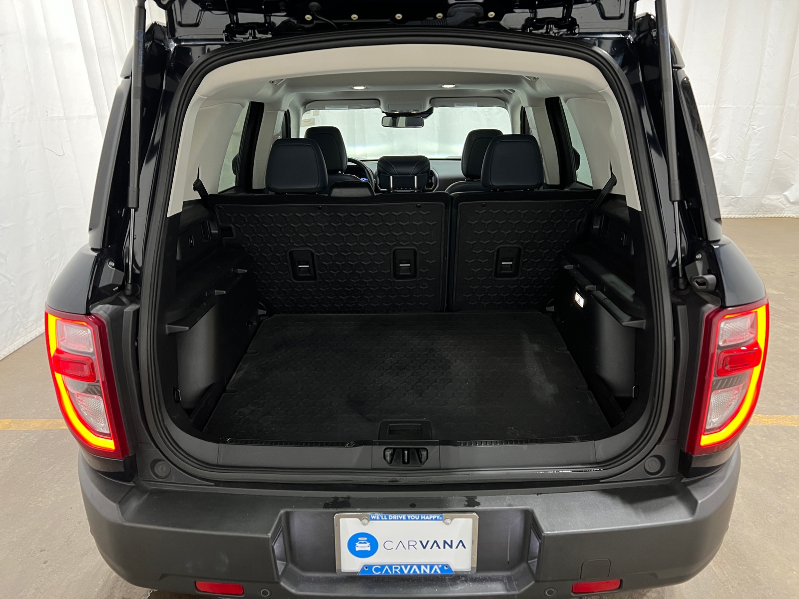 Thumbnail: 2023 Ford Bronco Sport - 6