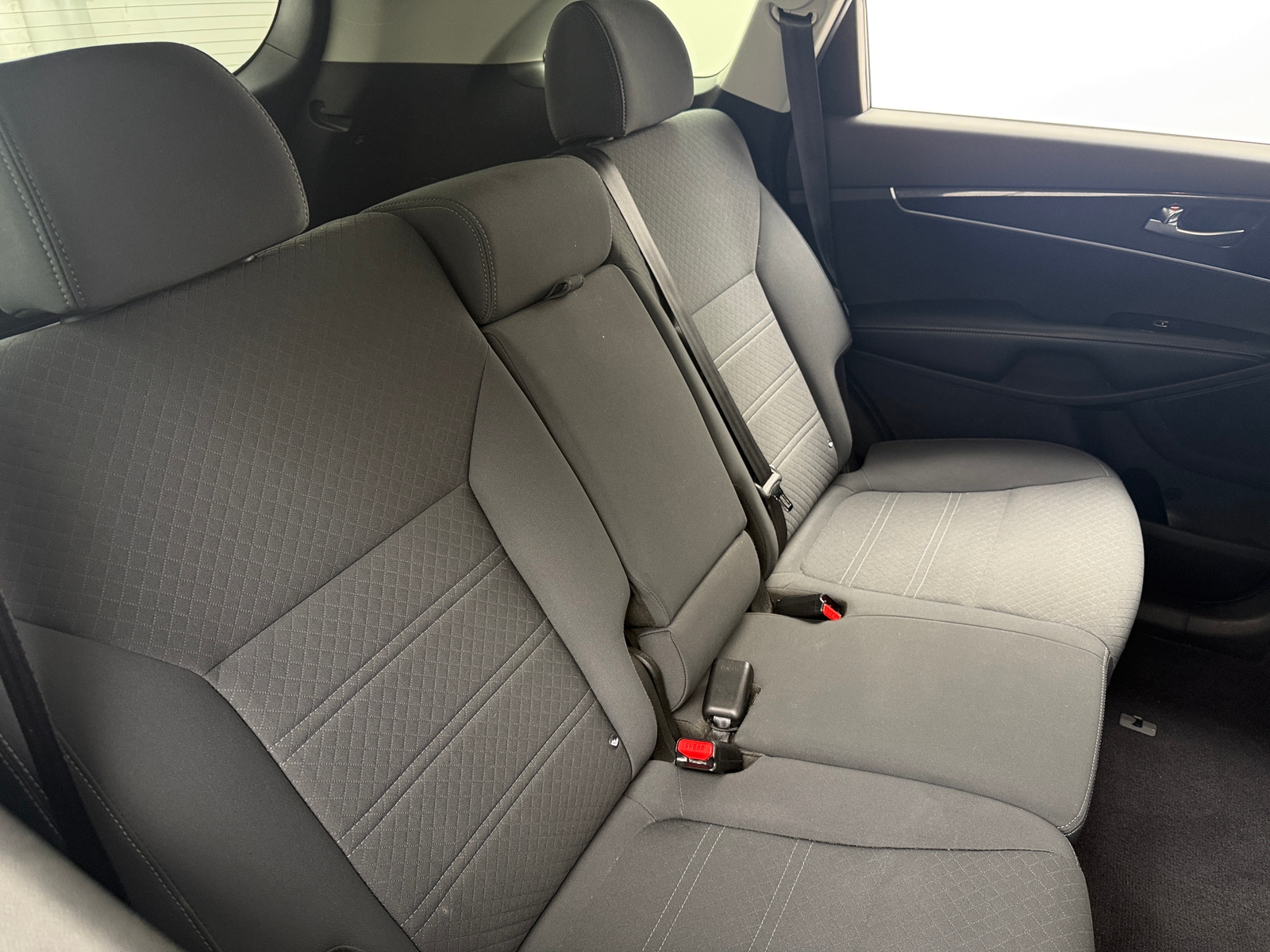 Thumbnail: 2017 Kia Sorento - 6