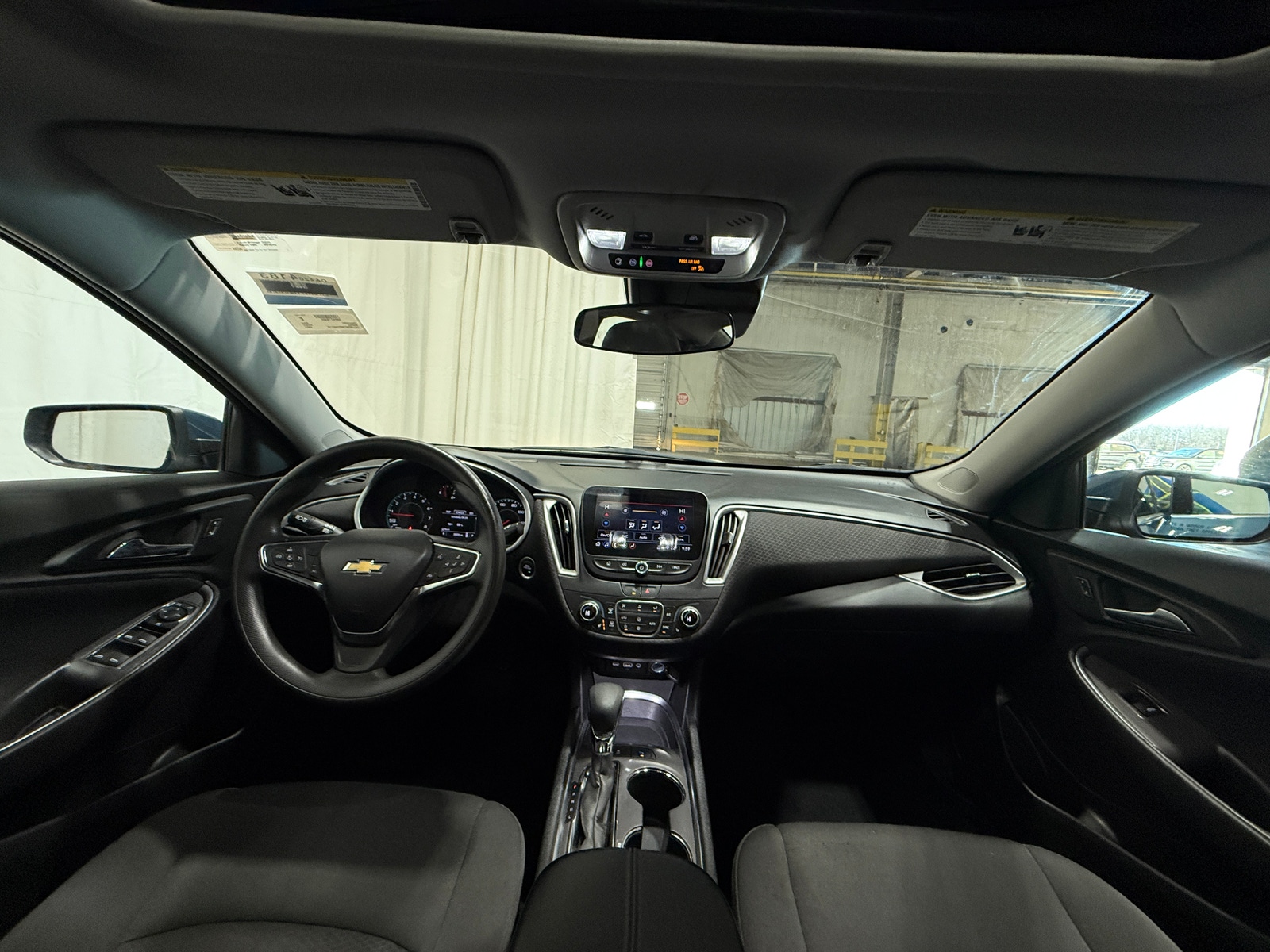 Thumbnail: 2024 Chevrolet Malibu - 3