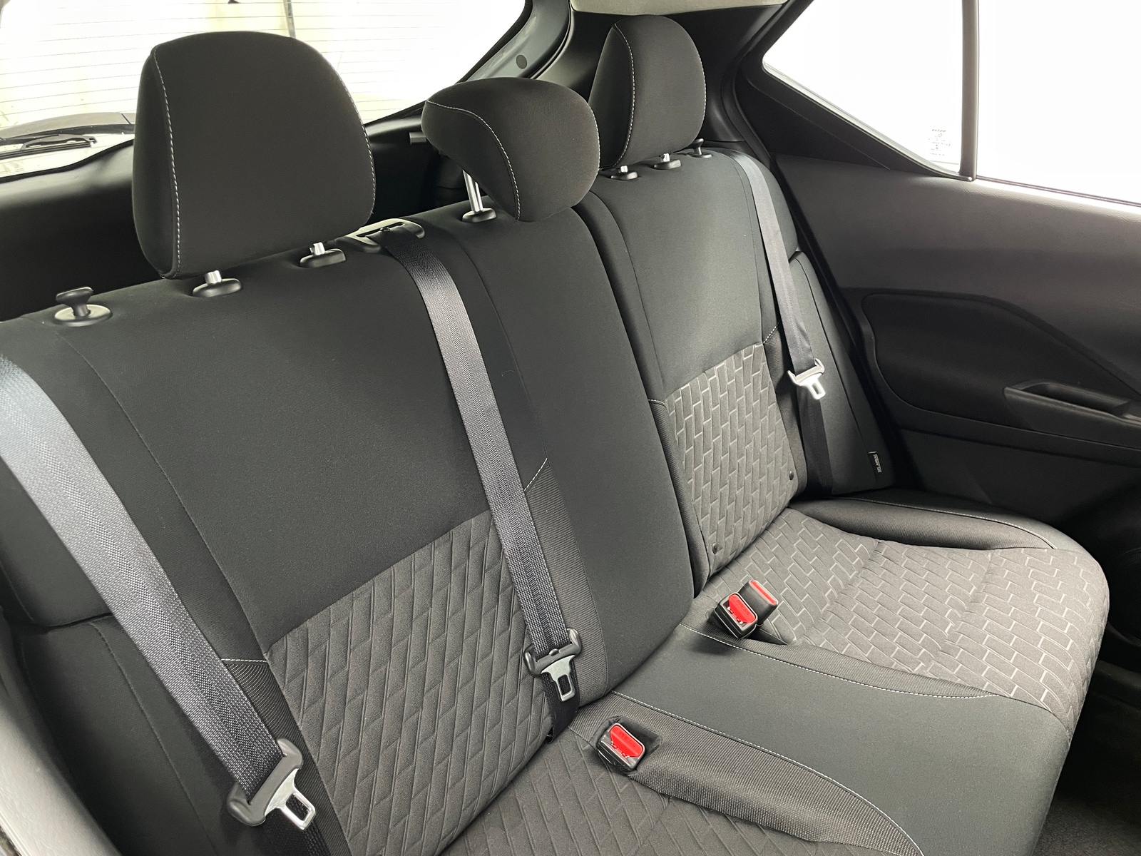 Thumbnail: 2021 Nissan Kicks - 6