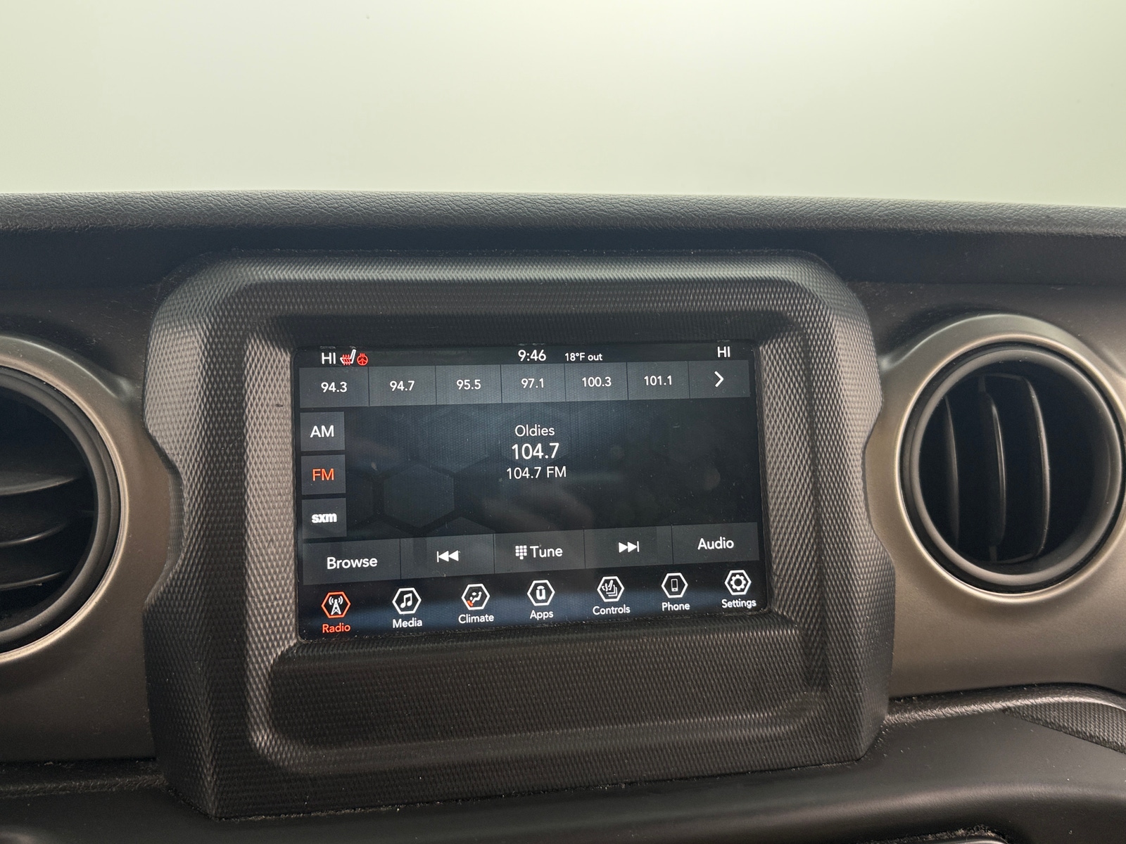 Thumbnail: 2020 Jeep Gladiator - 4