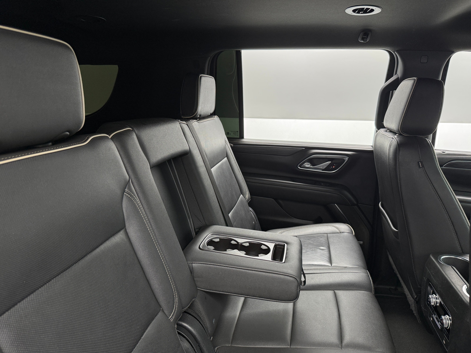 Thumbnail: 2022 GMC Yukon XL - 5