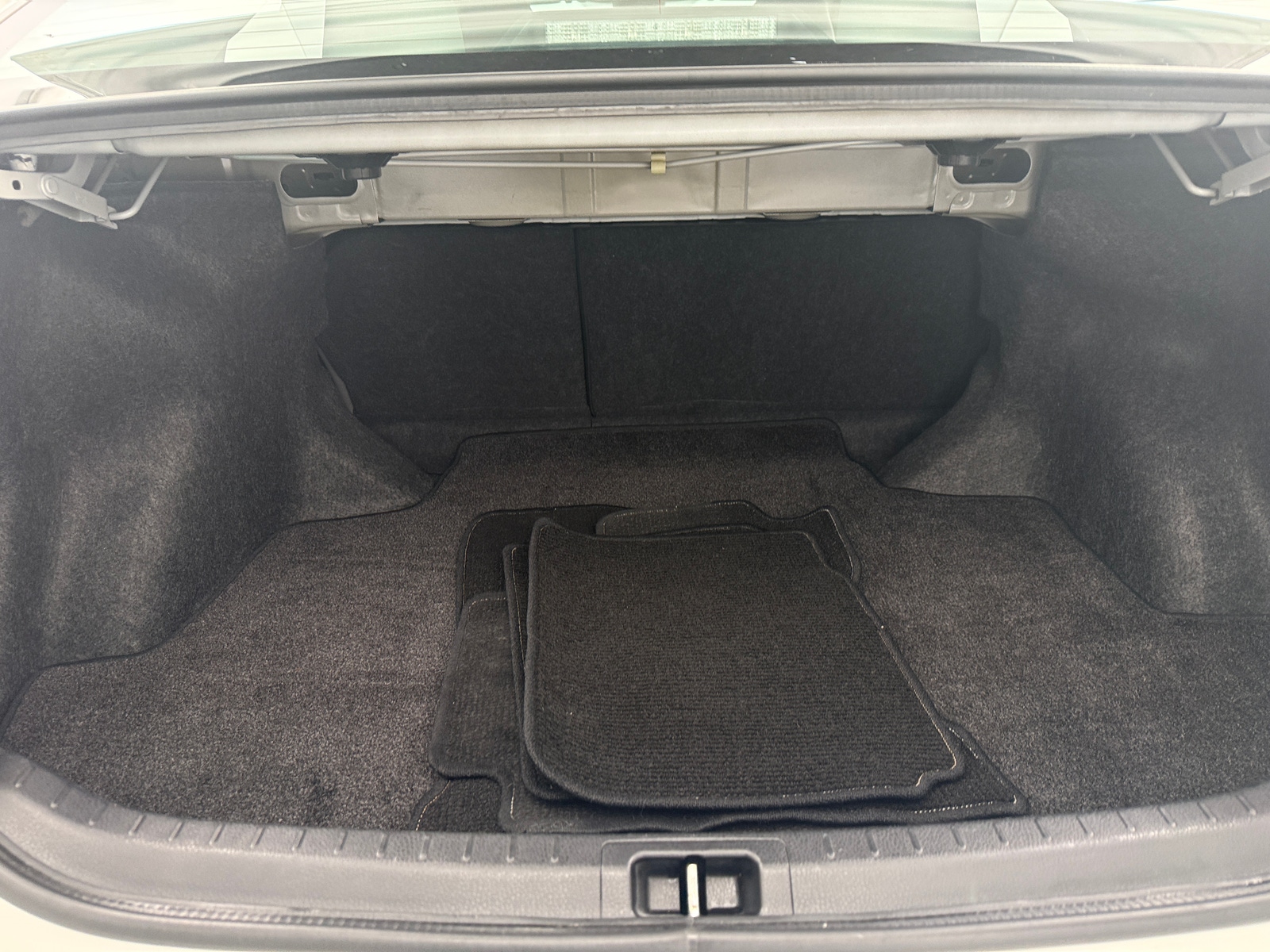 Thumbnail: 2017 Toyota Corolla - 7