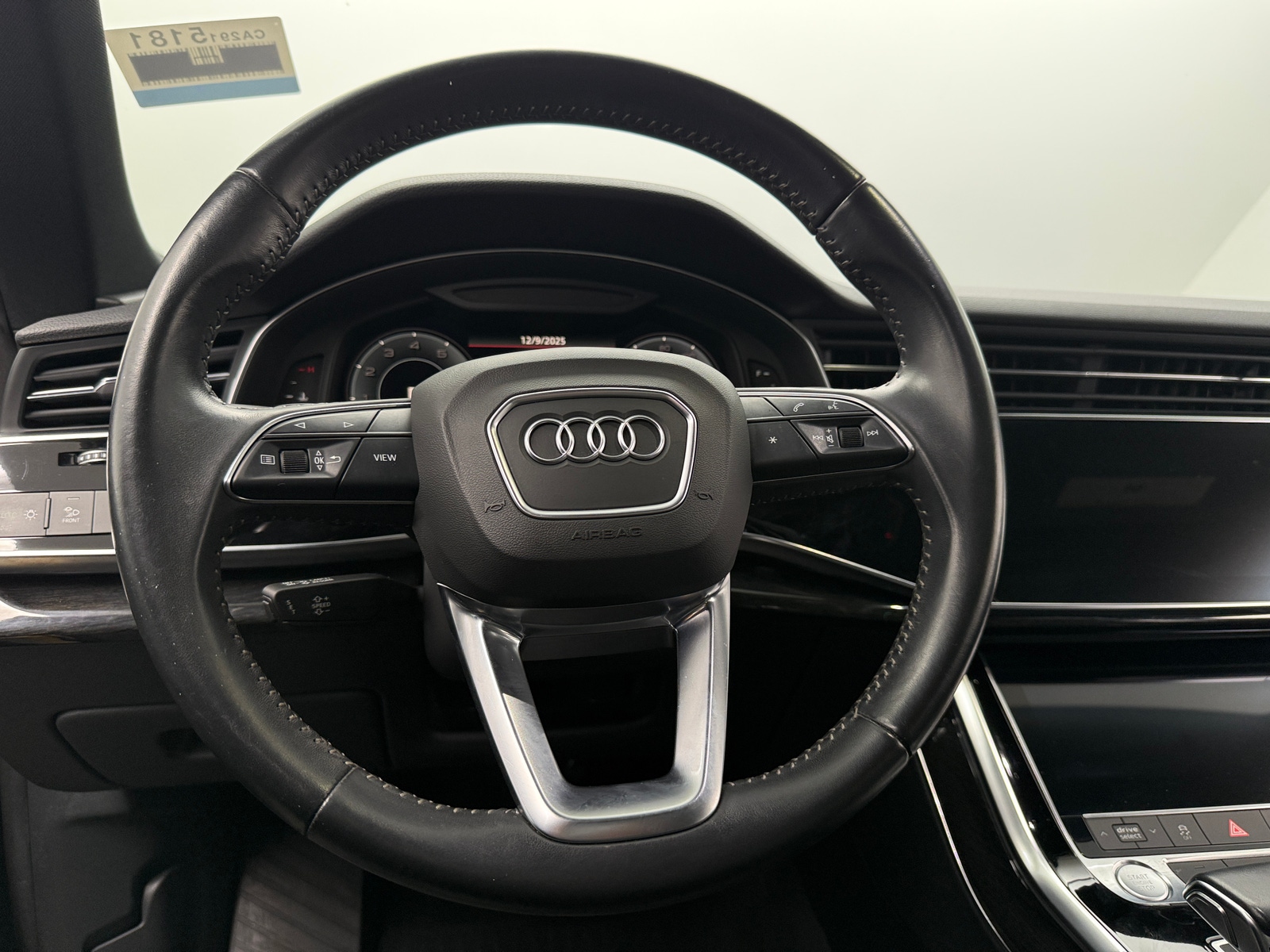 Thumbnail: 2019 Audi Q8 - 4