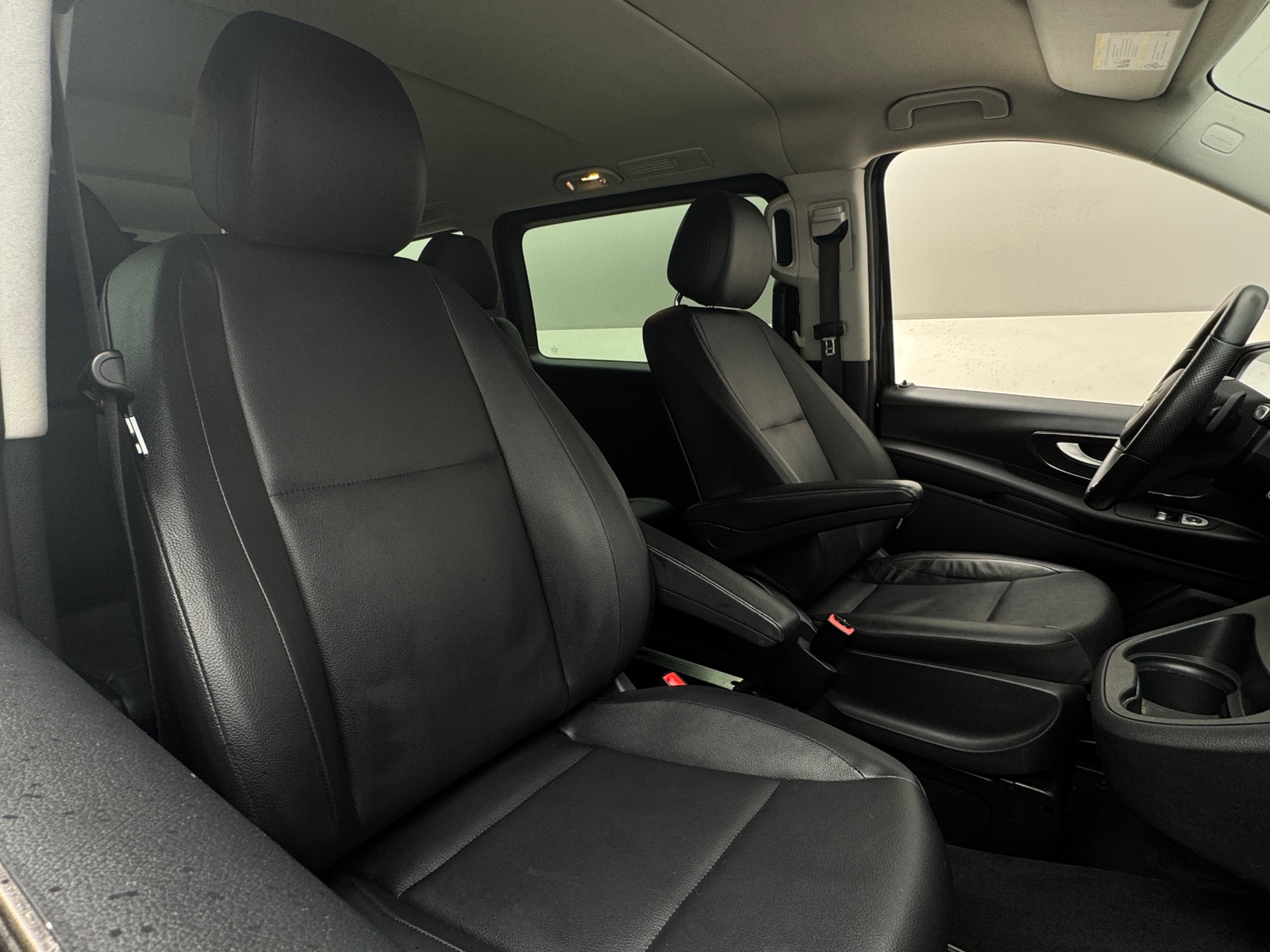 Thumbnail: 2018 Mercedes-Benz Metris - 2