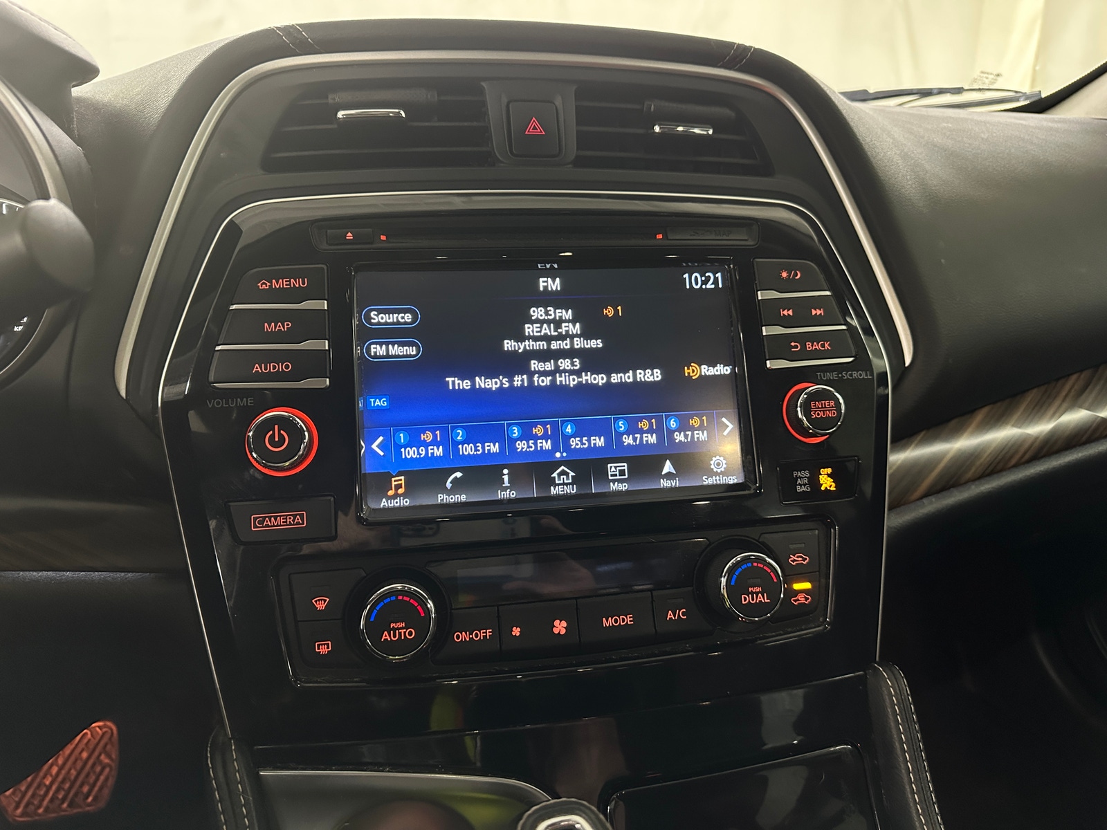 Thumbnail: 2017 Nissan Maxima - 3