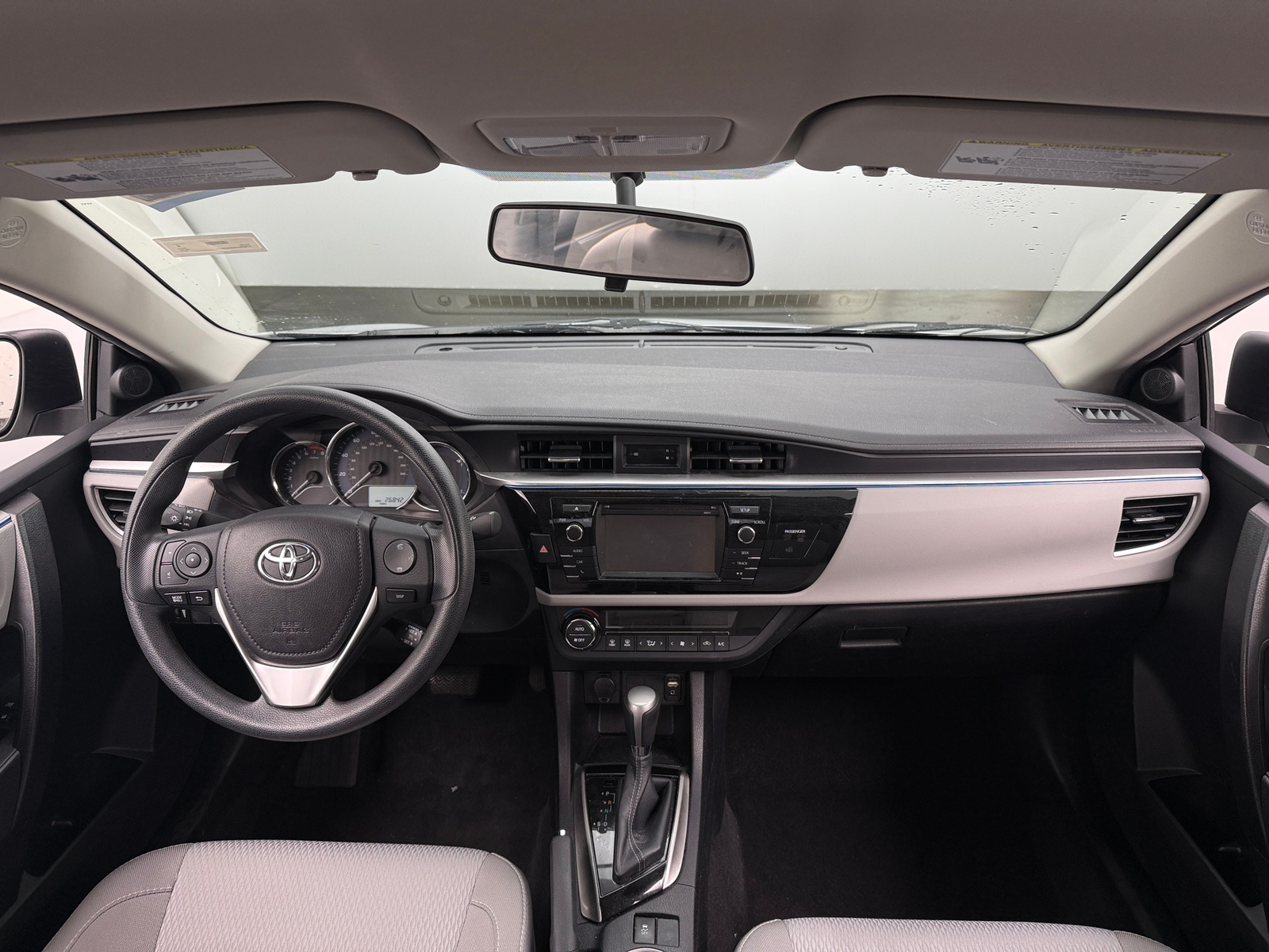 Thumbnail: 2016 Toyota Corolla - 3