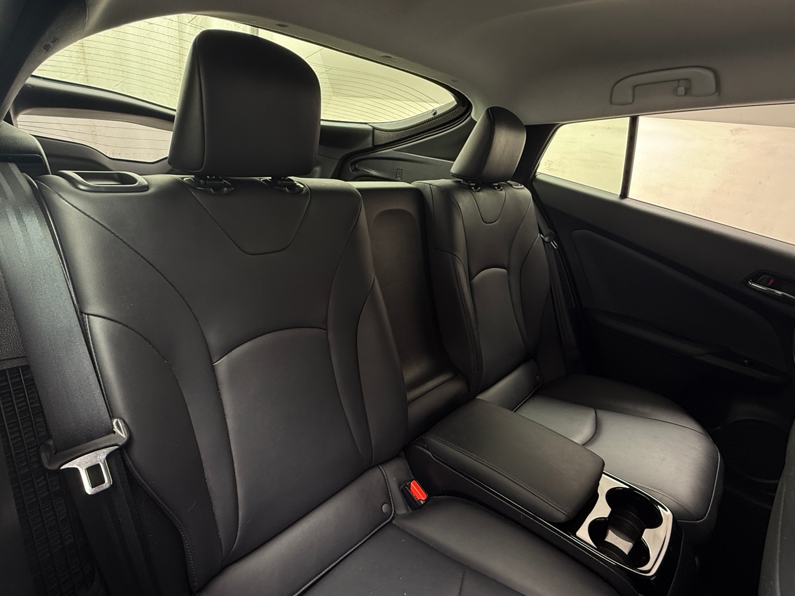 Thumbnail: 2017 Toyota Prius Prime - 6