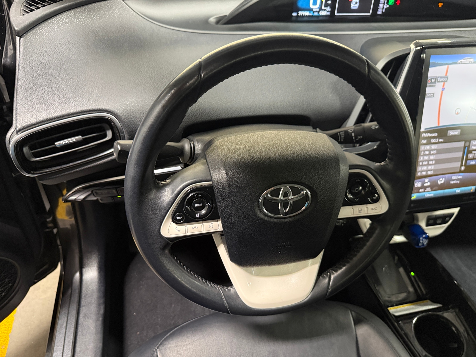 Thumbnail: 2017 Toyota Prius Prime - 5