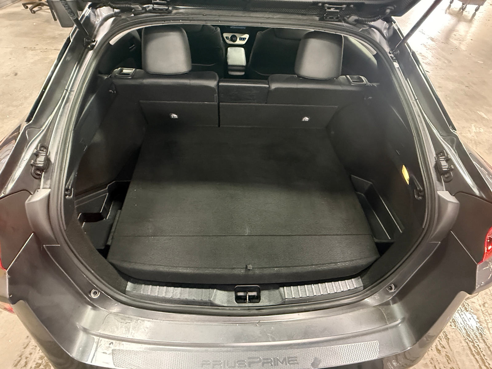 Thumbnail: 2017 Toyota Prius Prime - 7