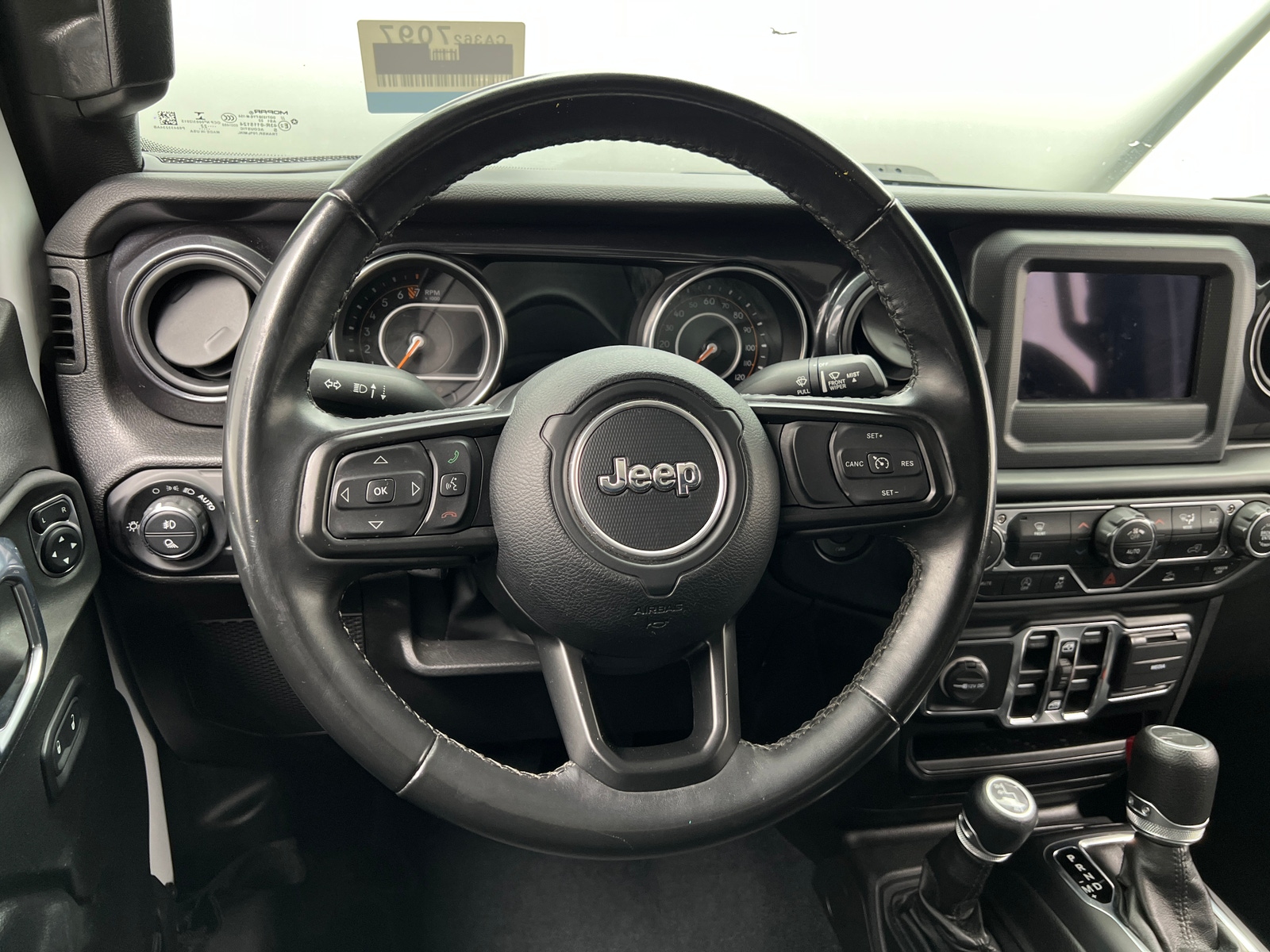 Thumbnail: 2022 Jeep Gladiator - 5