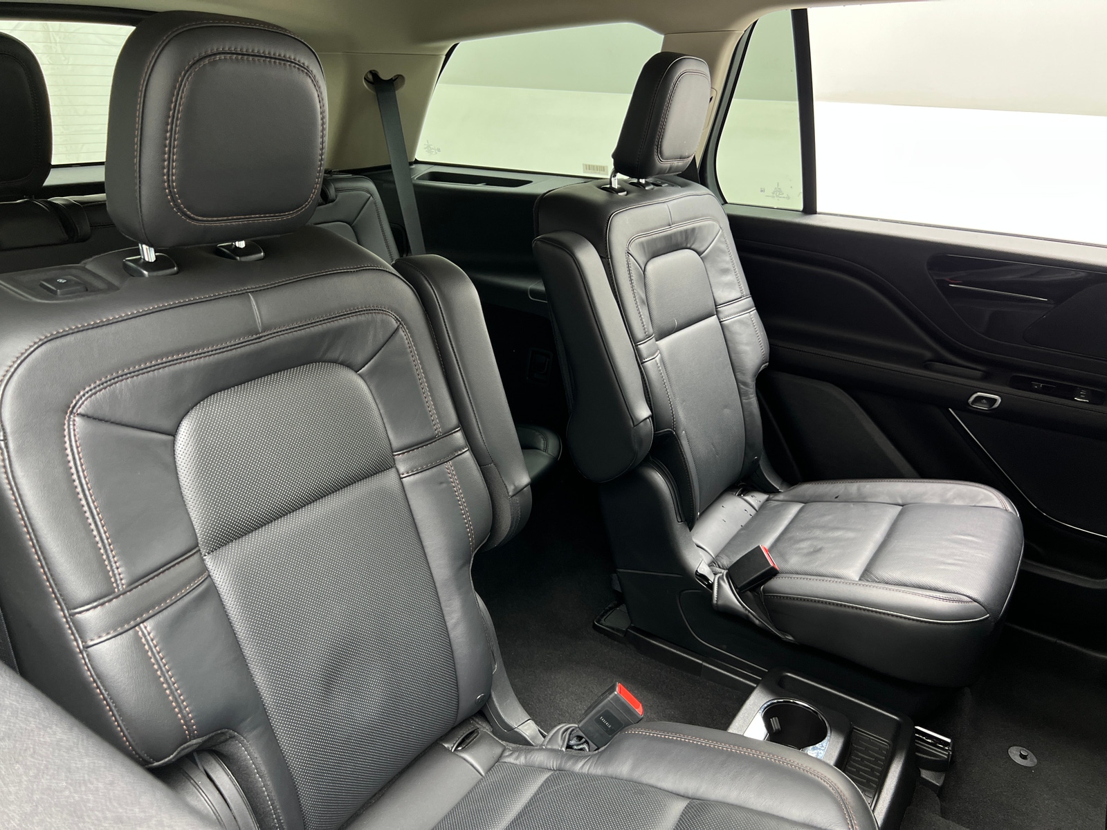 Thumbnail: 2024 Lincoln Aviator - 5