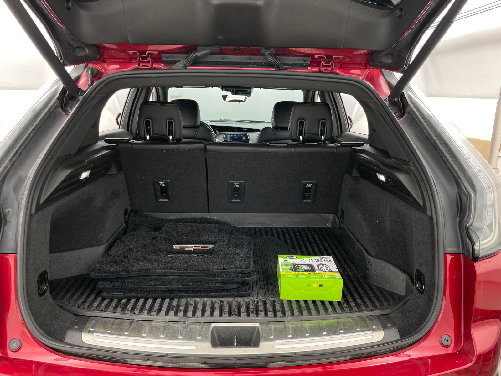 Thumbnail: 2021 Cadillac XT4 - 6