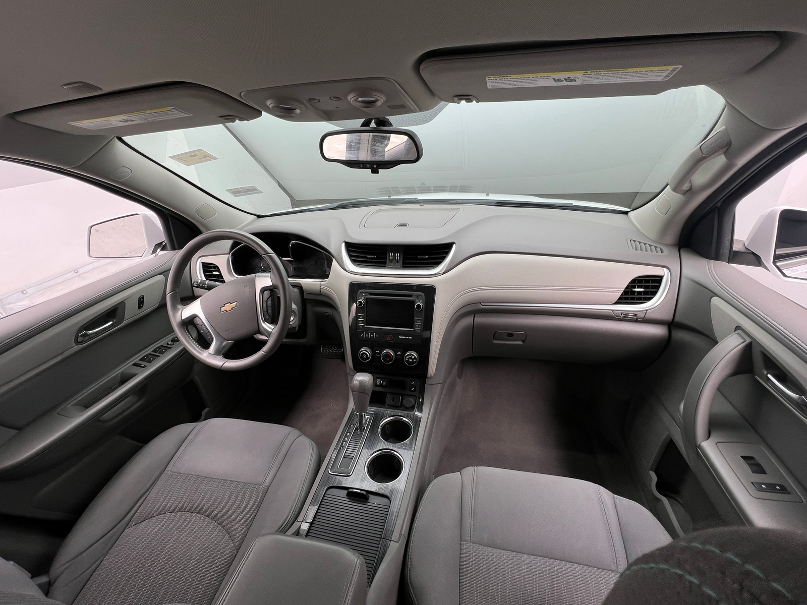 Thumbnail: 2017 Chevrolet Traverse - 3