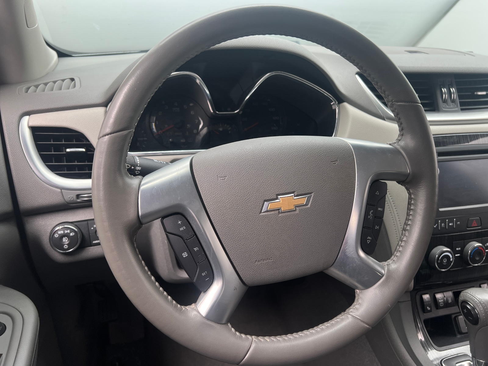 Thumbnail: 2017 Chevrolet Traverse - 5