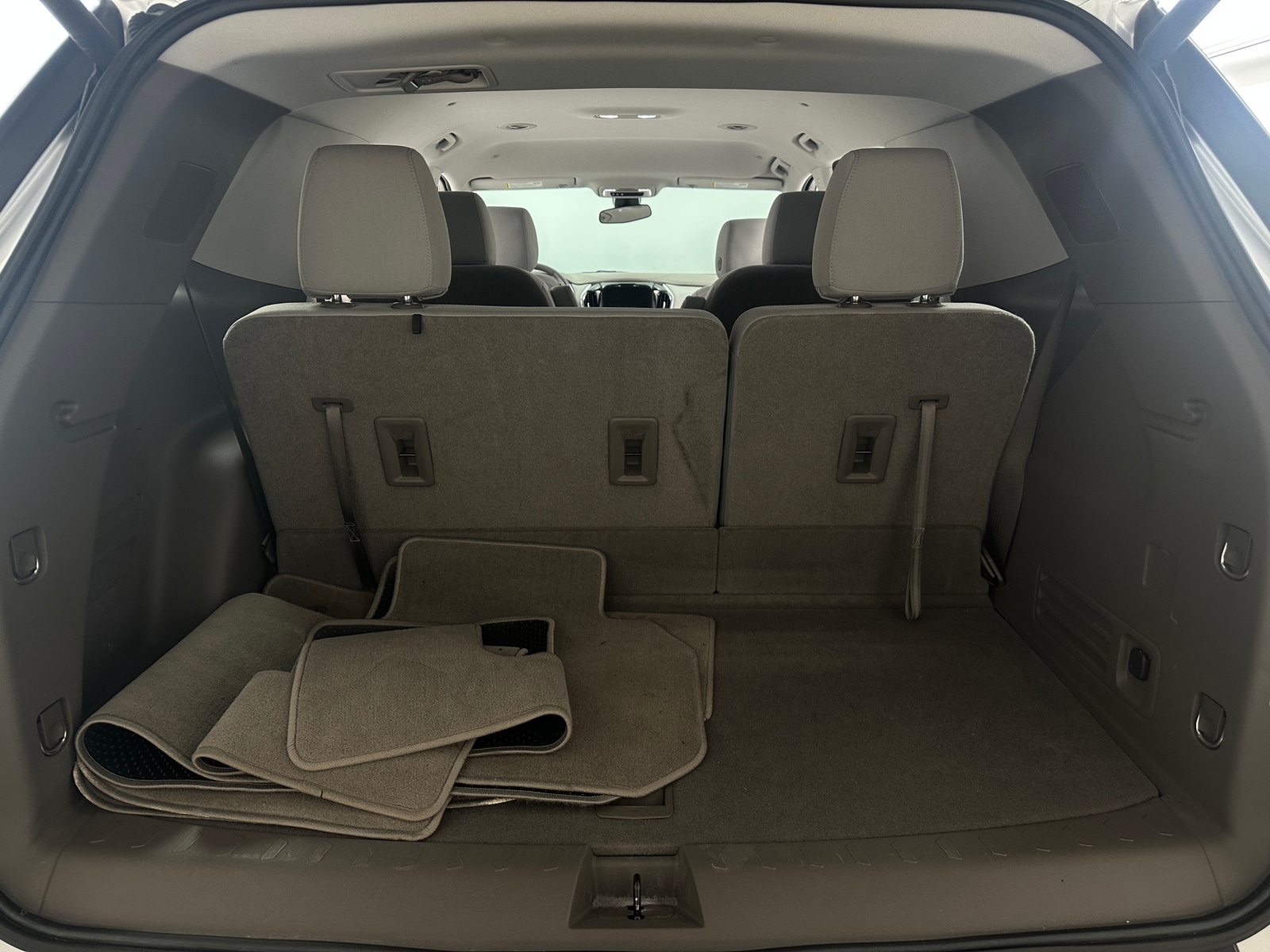 Thumbnail: 2021 Chevrolet Traverse - 7