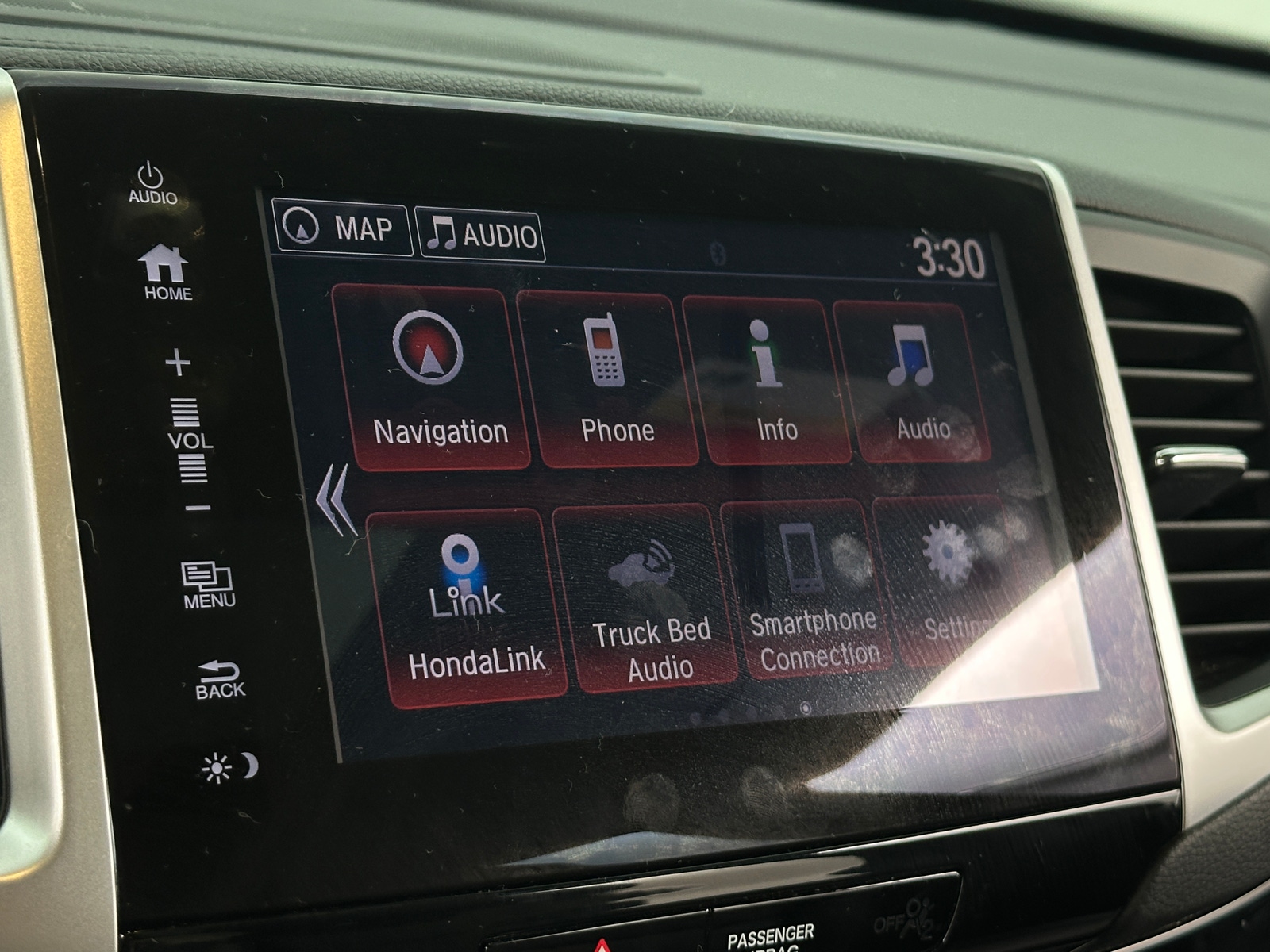 Thumbnail: 2017 Honda Ridgeline - 3