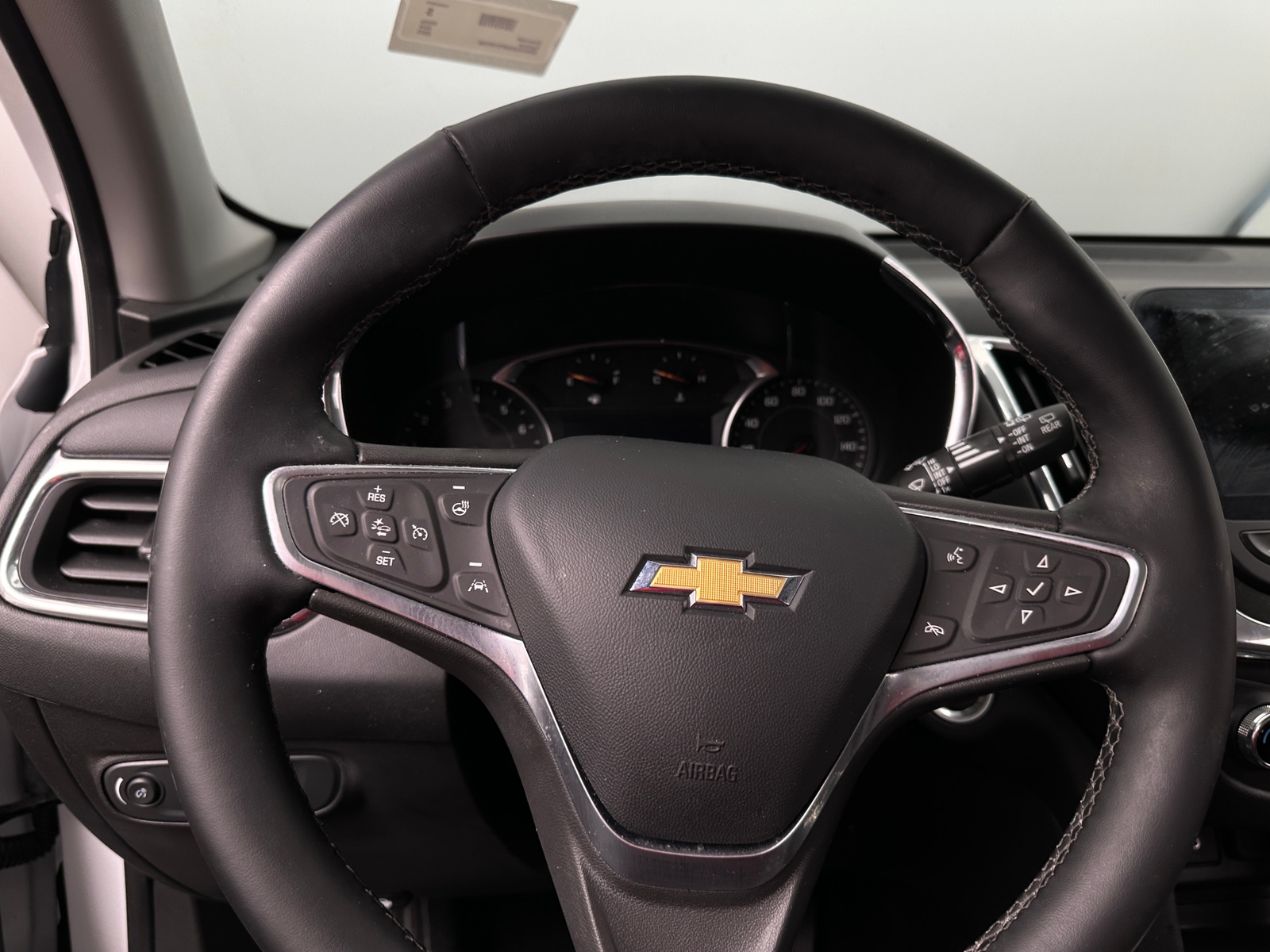 Thumbnail: 2023 Chevrolet Equinox - 5