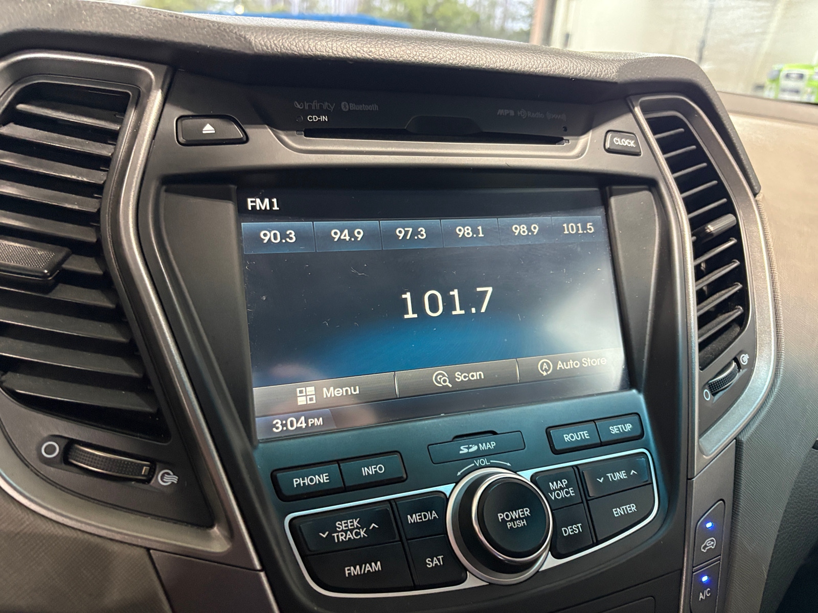 Thumbnail: 2014 Hyundai Santa Fe - 3