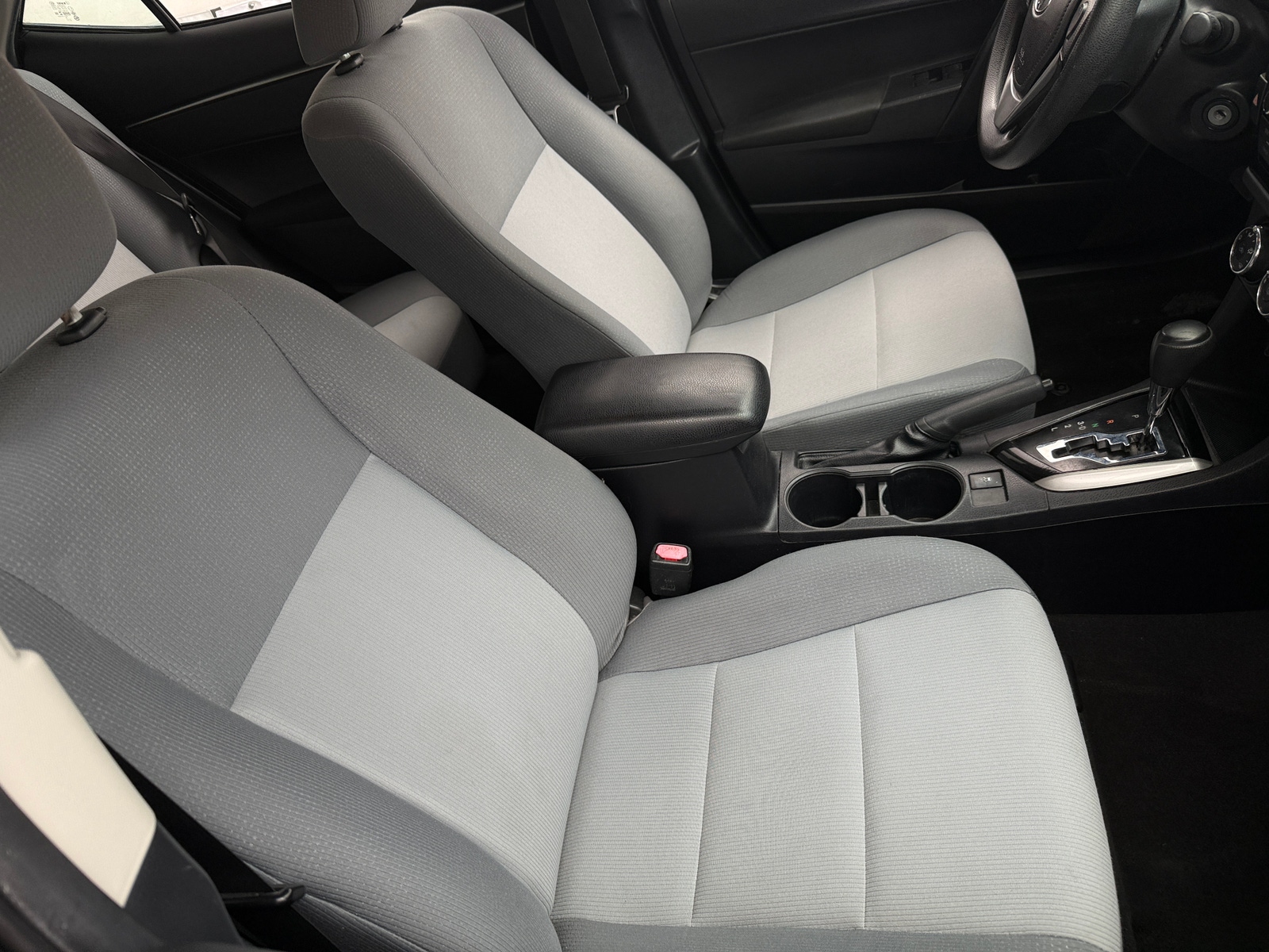 Thumbnail: 2014 Toyota Corolla - 2