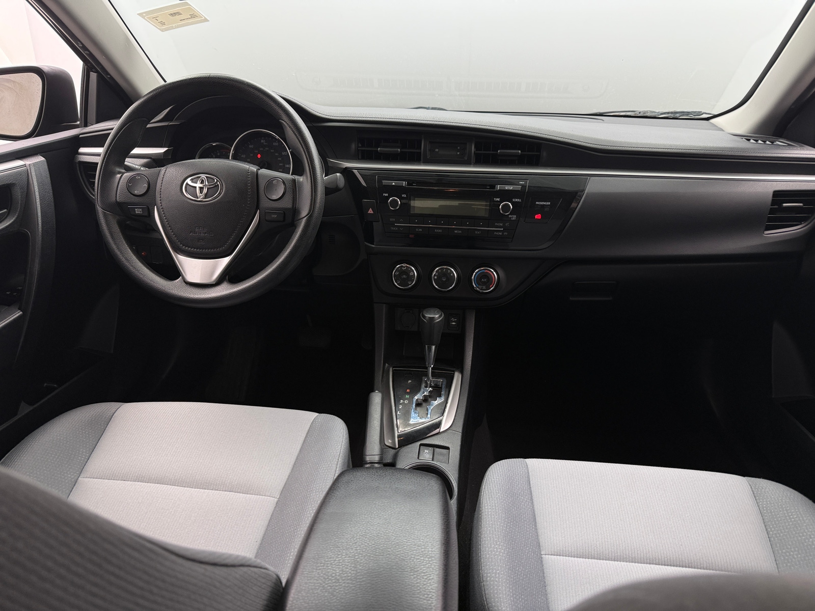 Thumbnail: 2014 Toyota Corolla - 3