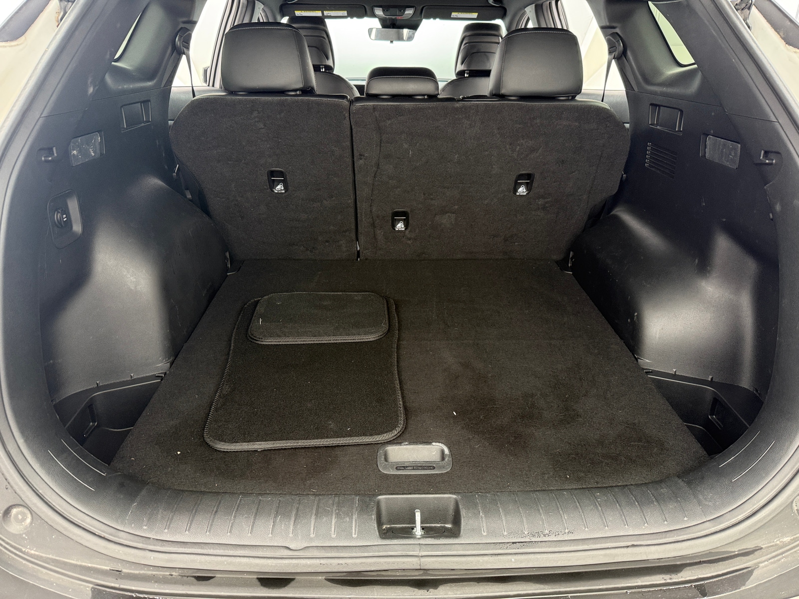 Thumbnail: 2023 Kia Sportage - 6