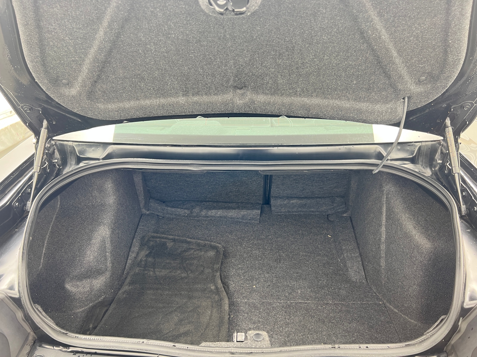 Thumbnail: 2012 Dodge Challenger - 4