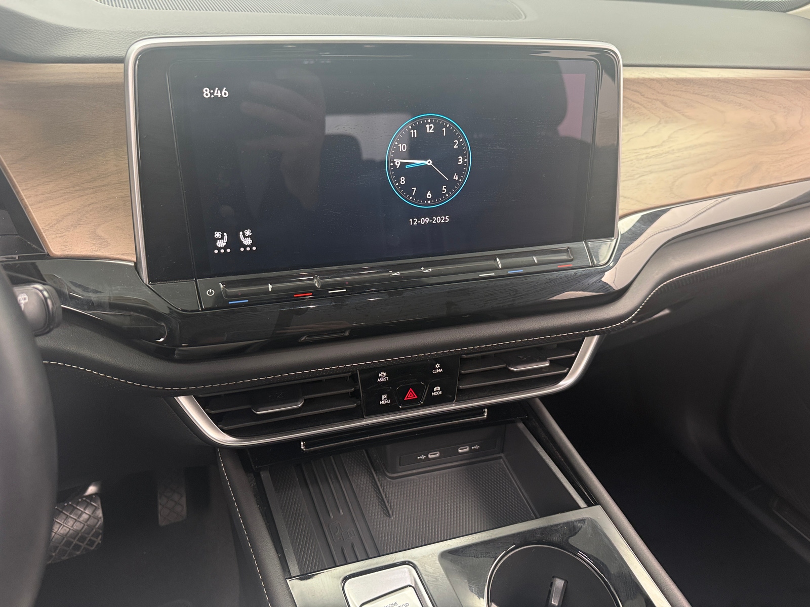 Thumbnail: 2025 Volkswagen Atlas - 4