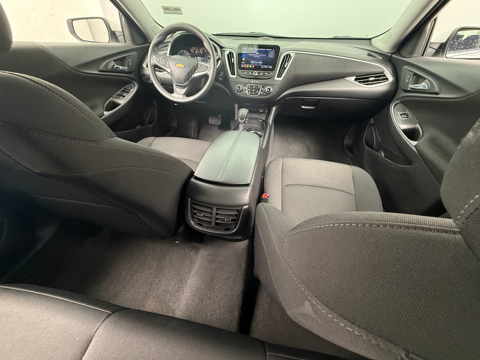 Thumbnail: 2024 Chevrolet Malibu - 3