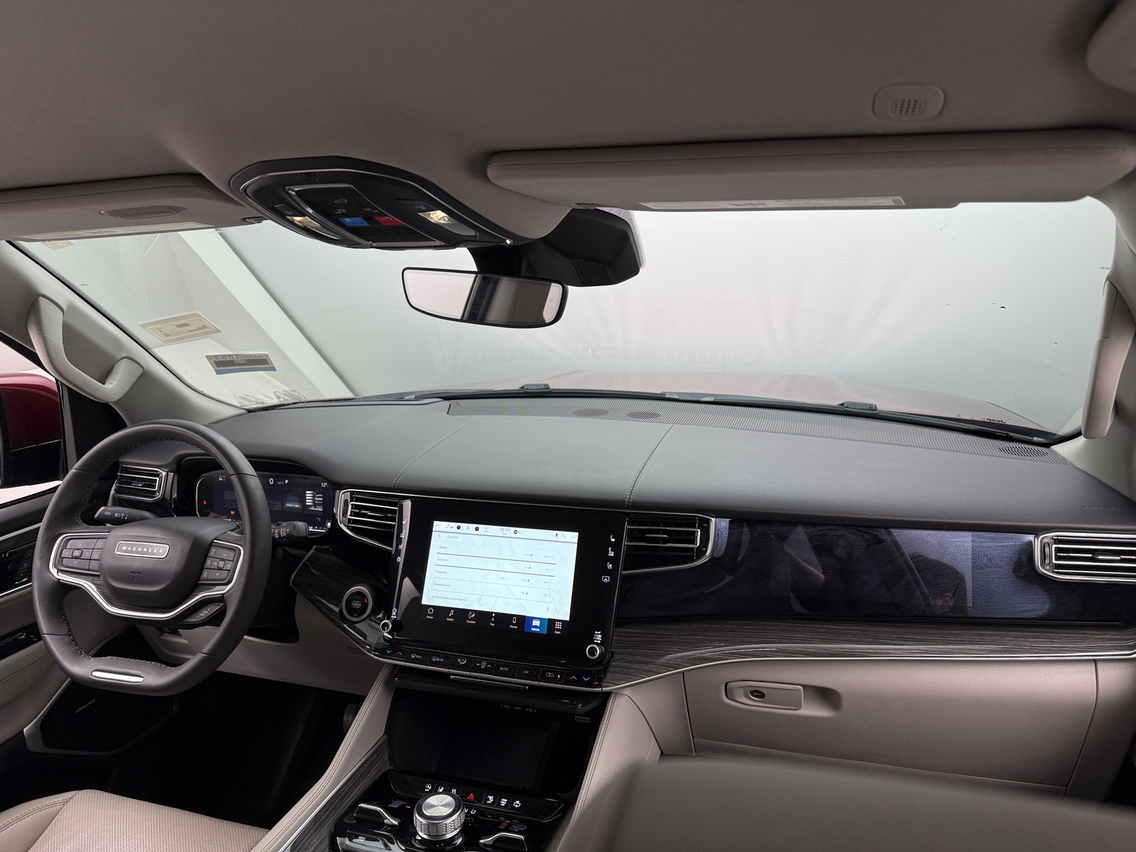 Thumbnail: 2022 Jeep Wagoneer - 2