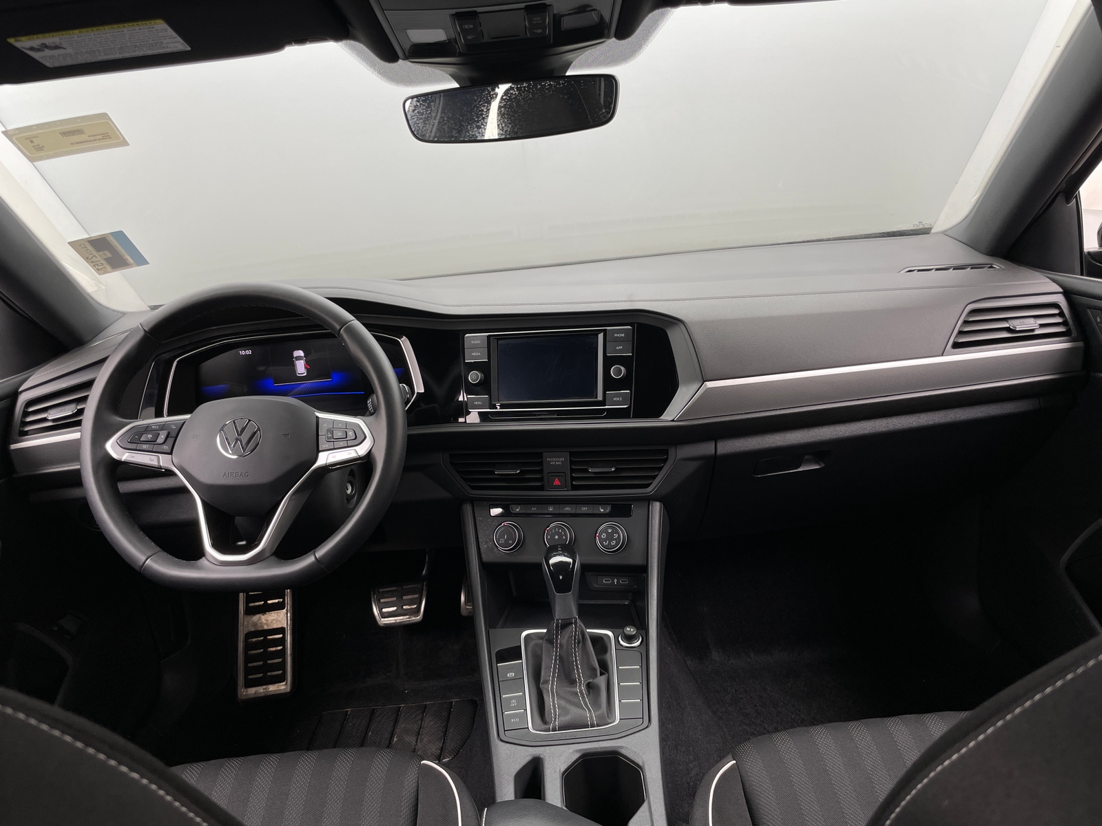 Thumbnail: 2024 Volkswagen Jetta - 3