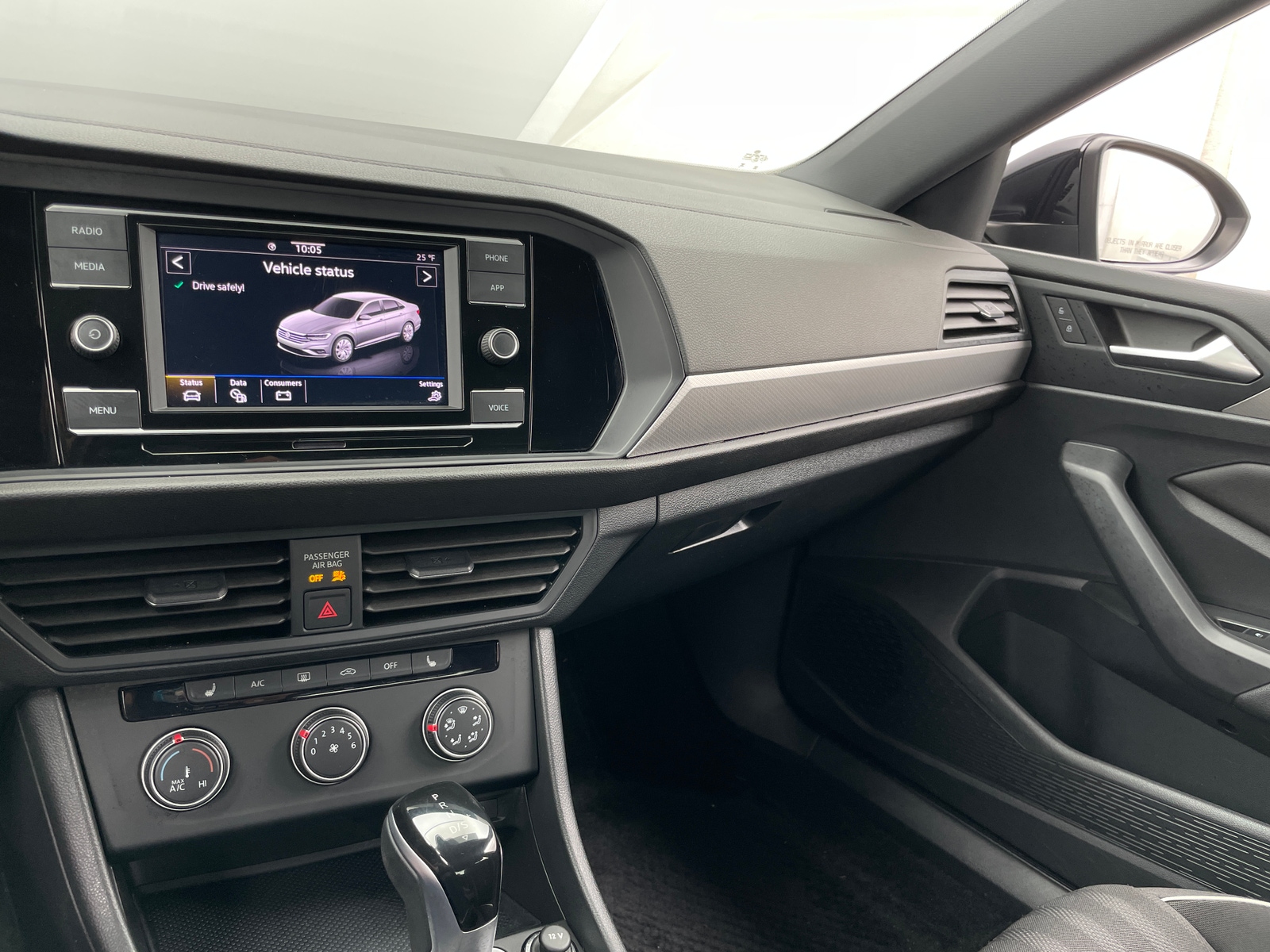 Thumbnail: 2024 Volkswagen Jetta - 4