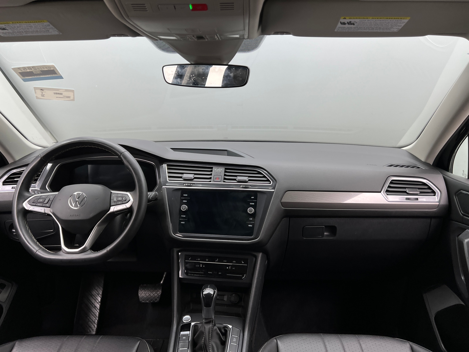 Thumbnail: 2022 Volkswagen Tiguan - 2