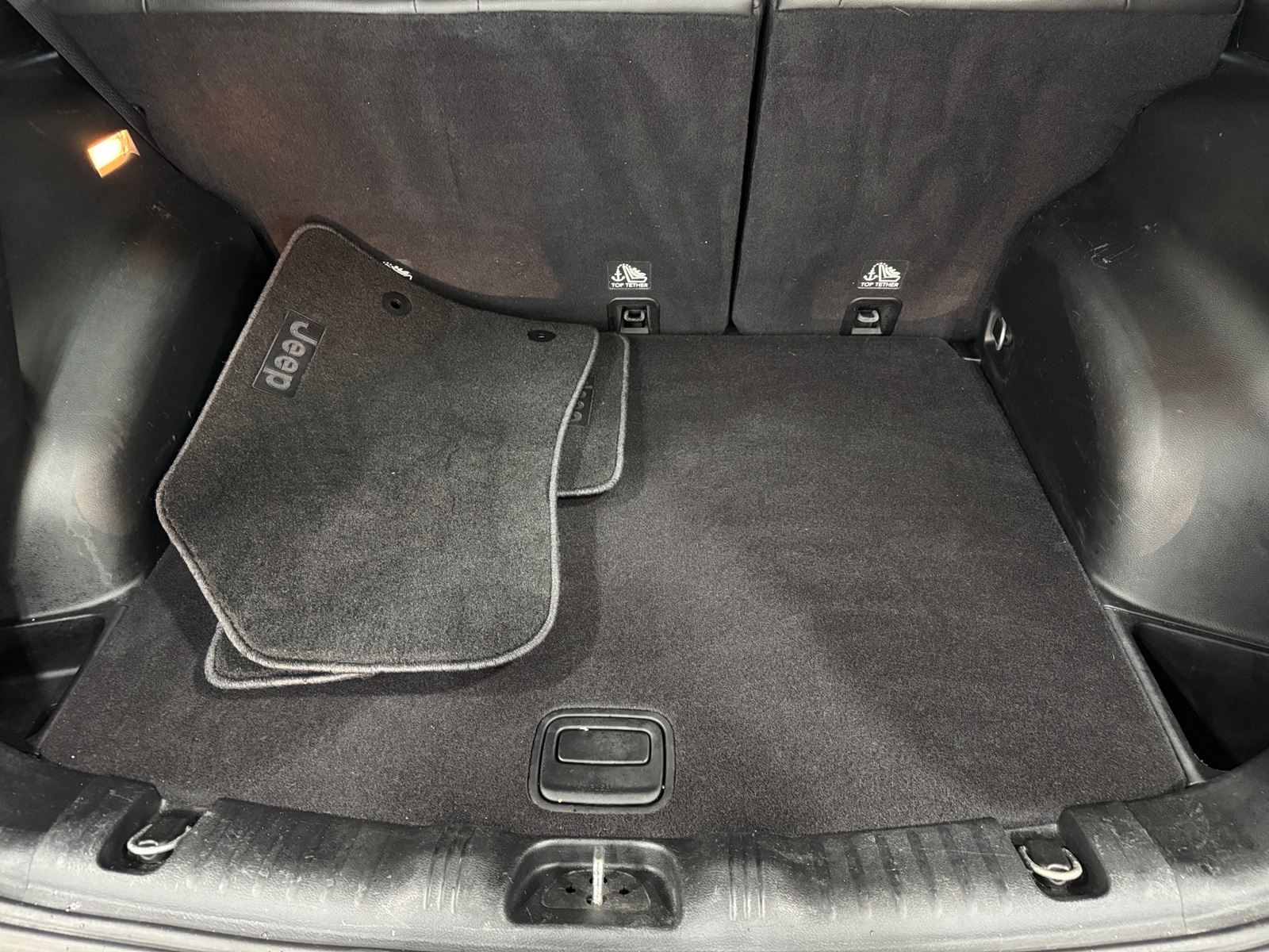 Thumbnail: 2018 Jeep Compass - 6