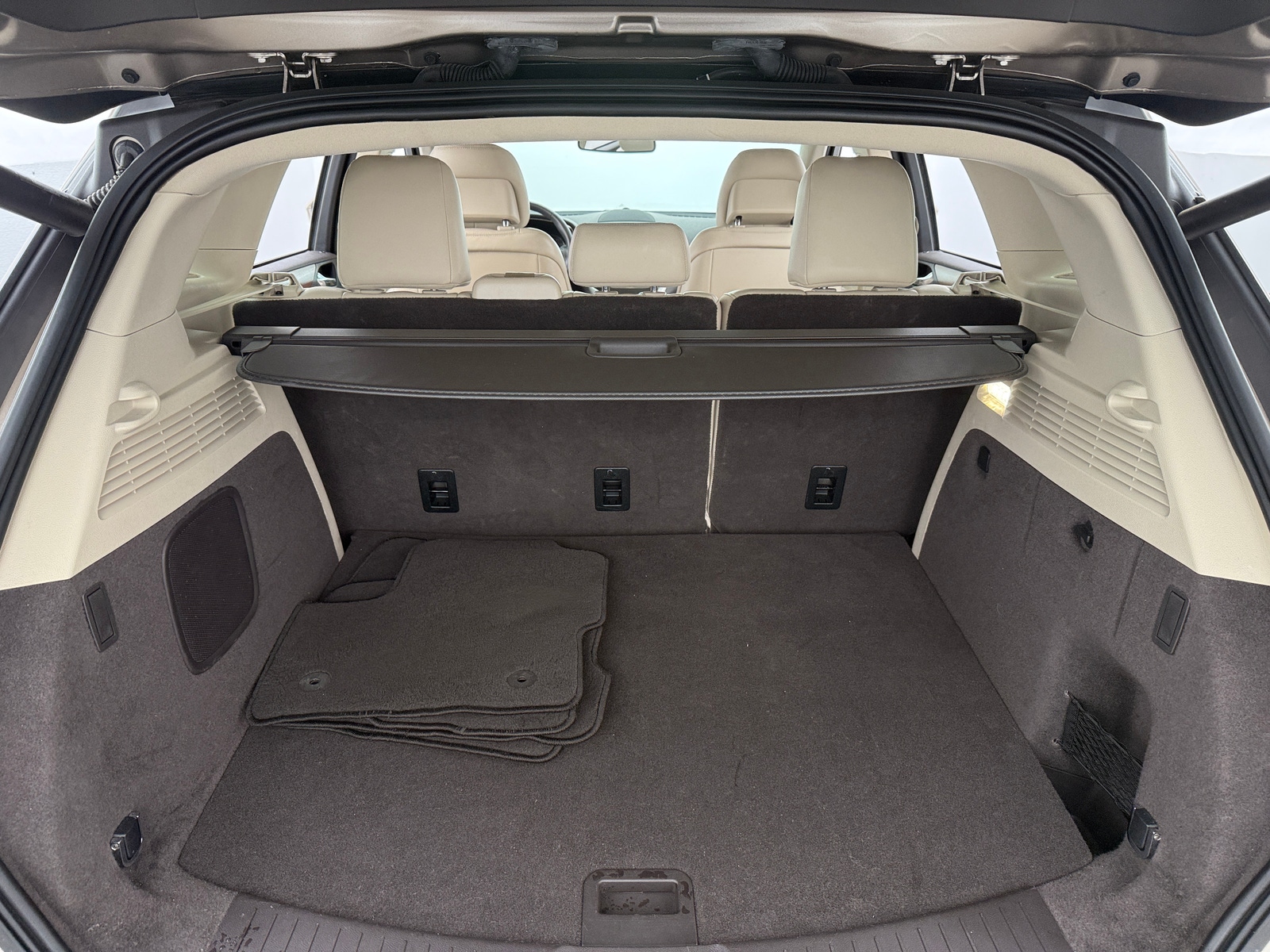 Thumbnail: 2019 Lincoln MKC - 6