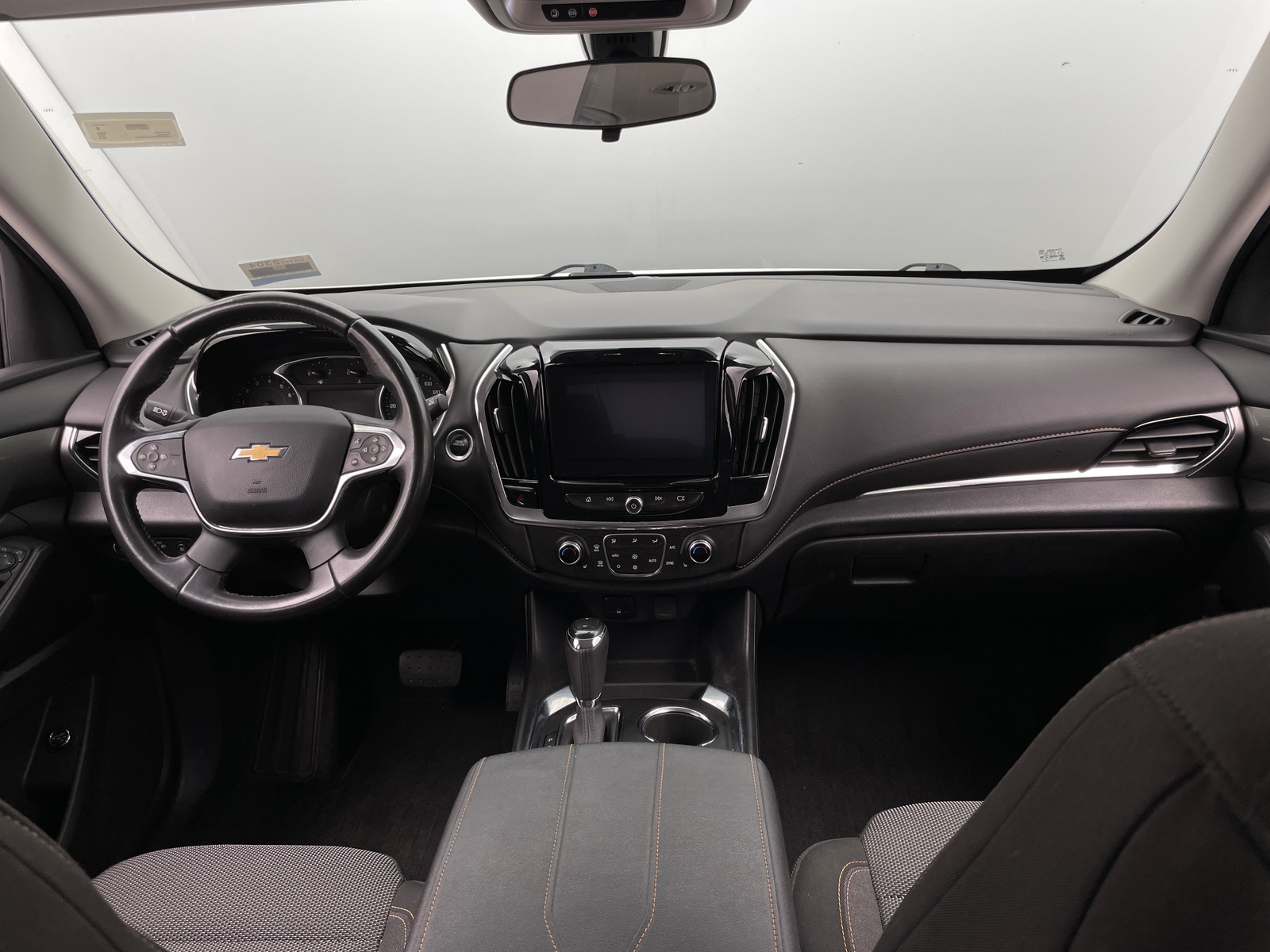 Thumbnail: 2018 Chevrolet Traverse - 3