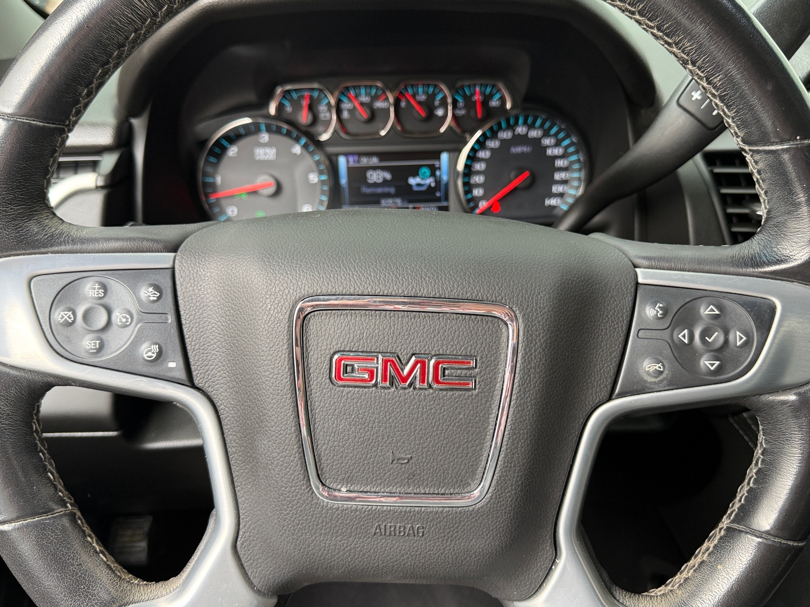 Thumbnail: 2019 GMC Yukon - 4